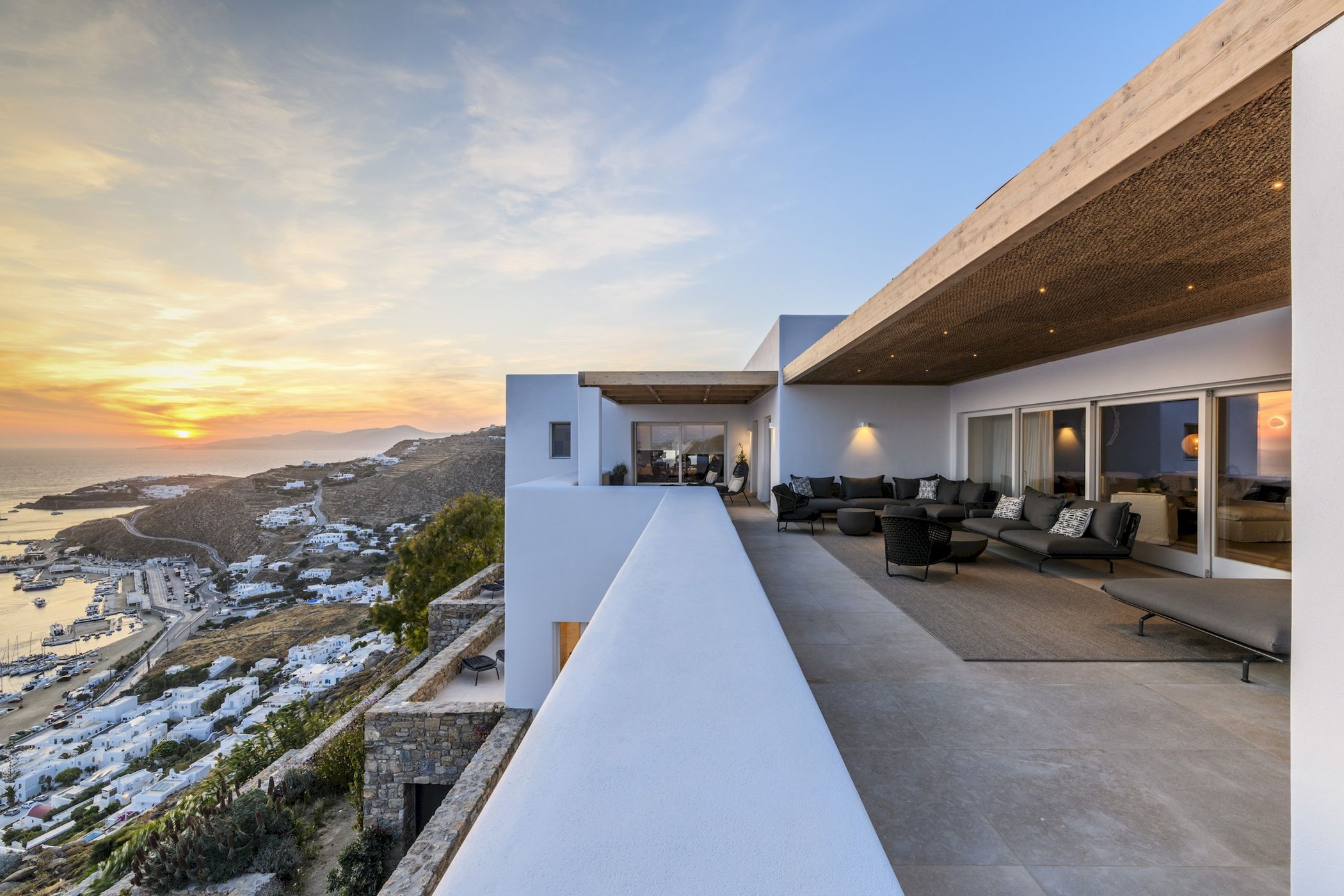 Paradise Escape – 8-bedroom villa, with a swimming pool (photo 7 of 50)