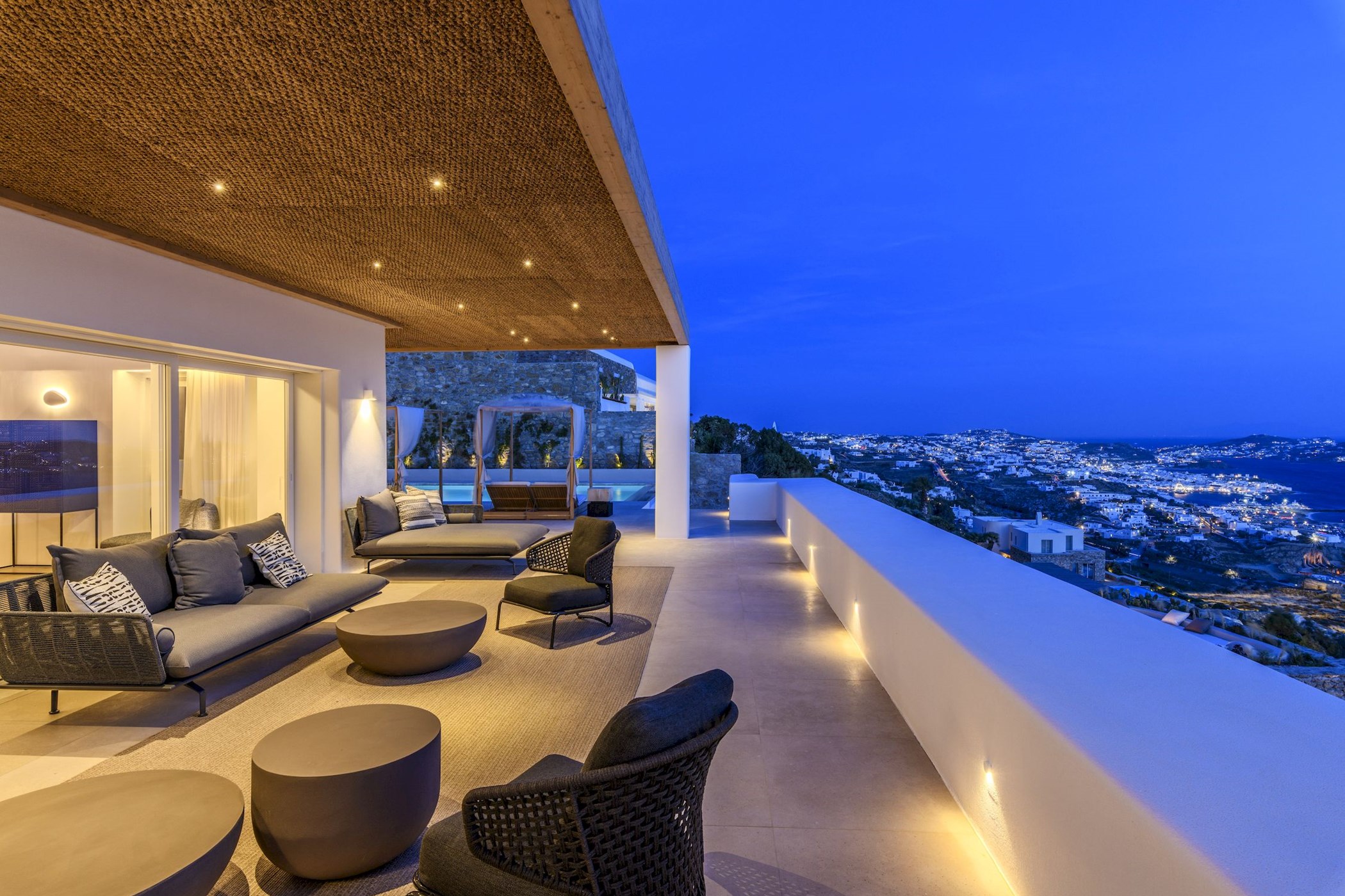 Paradise Escape – 8-bedroom villa, with sea views (photo 22 of 50)
