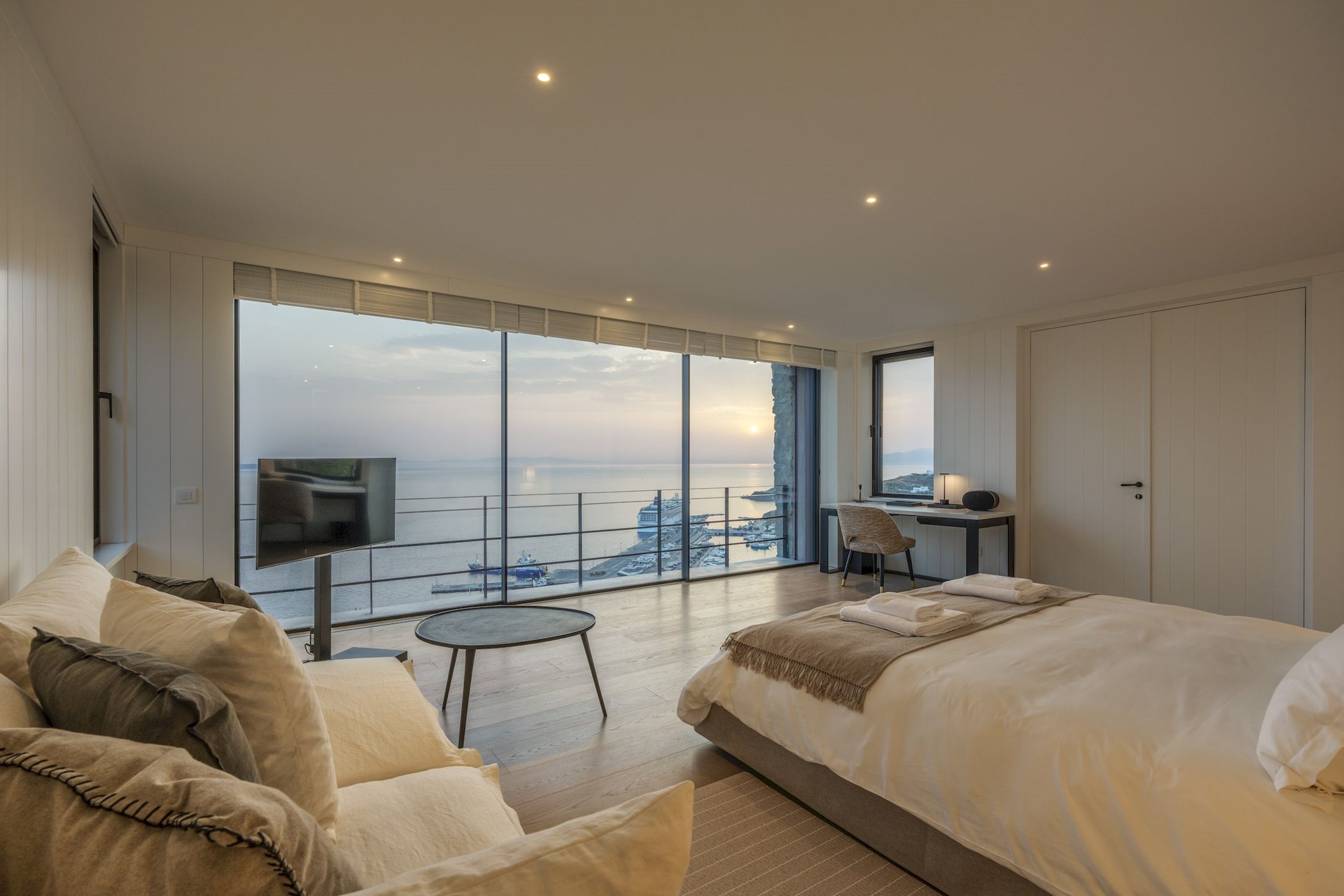Paradise Escape – 8-bedroom villa, with a swimming pool (photo 25 of 50)