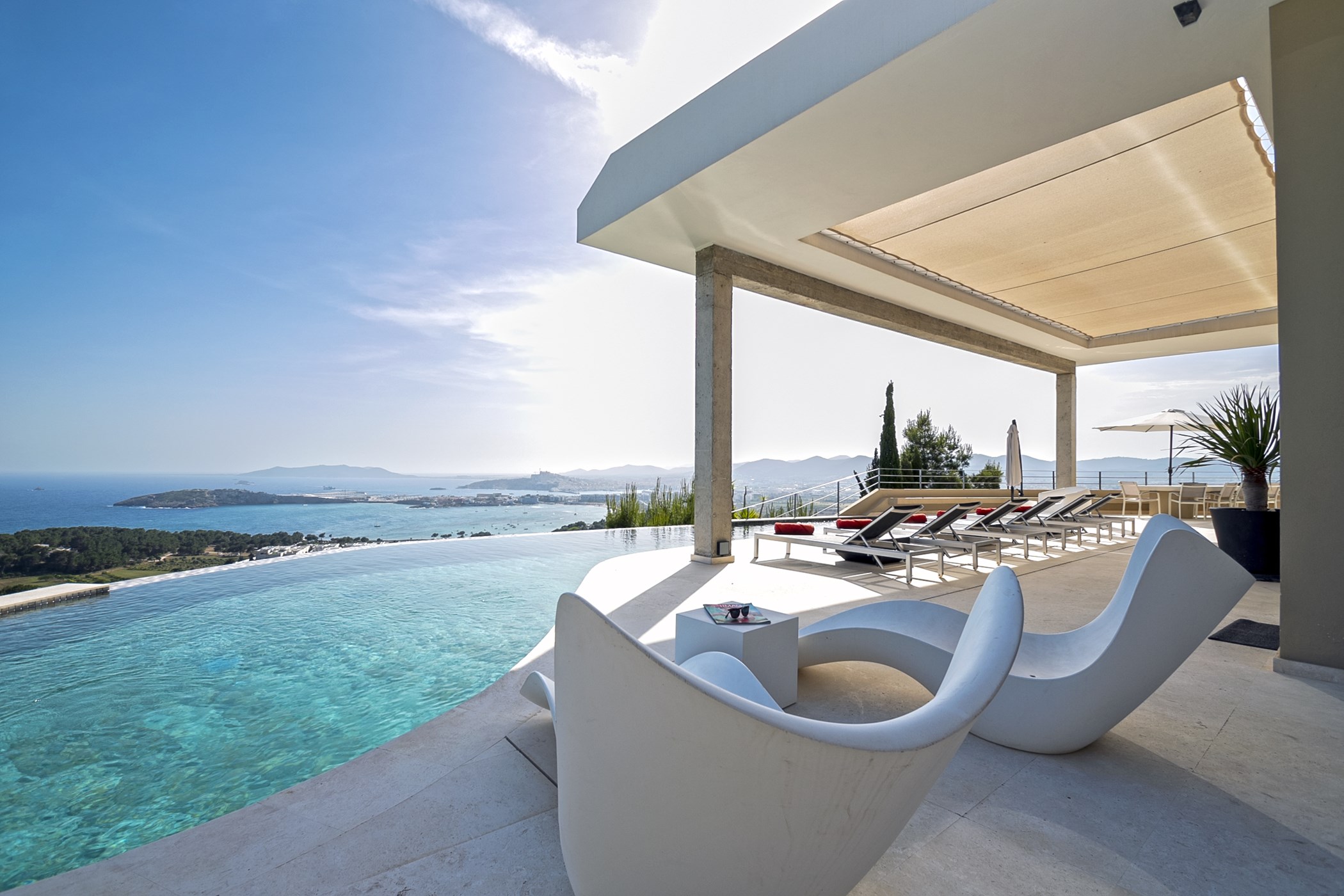 Villa Abigail – 4-bedroom villa, with a swimming pool (photo 1 of 50)