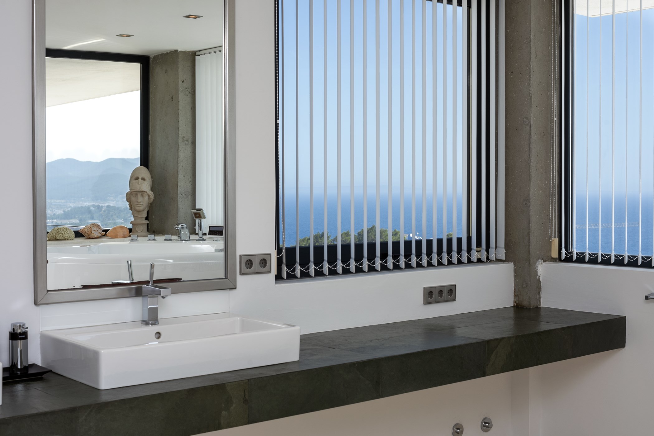 Villa Abigail – 4-bedroom villa, with a terrace (photo 12 of 50)