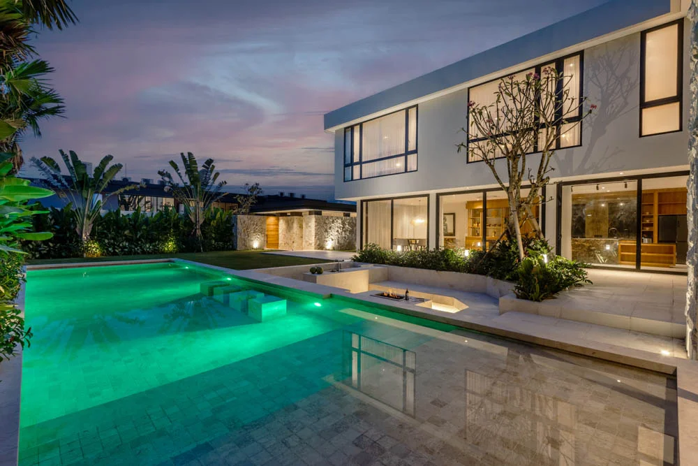 Villa Athena – 5-bedroom villa in Bumbak, Umalas, Bali, with a garden (photo 2 of 50)