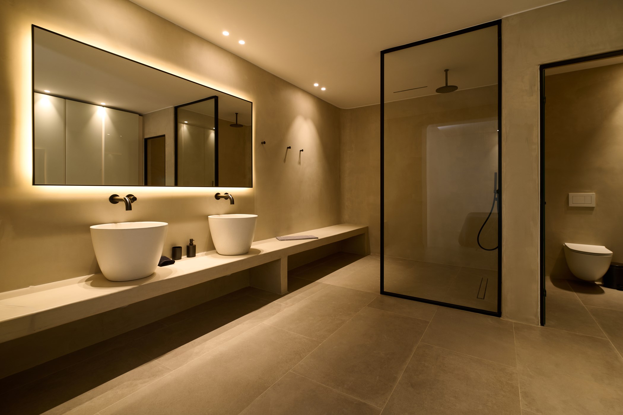 Blue Sky – 9-bedroom villa, with a swimming pool (photo 11 of 27)