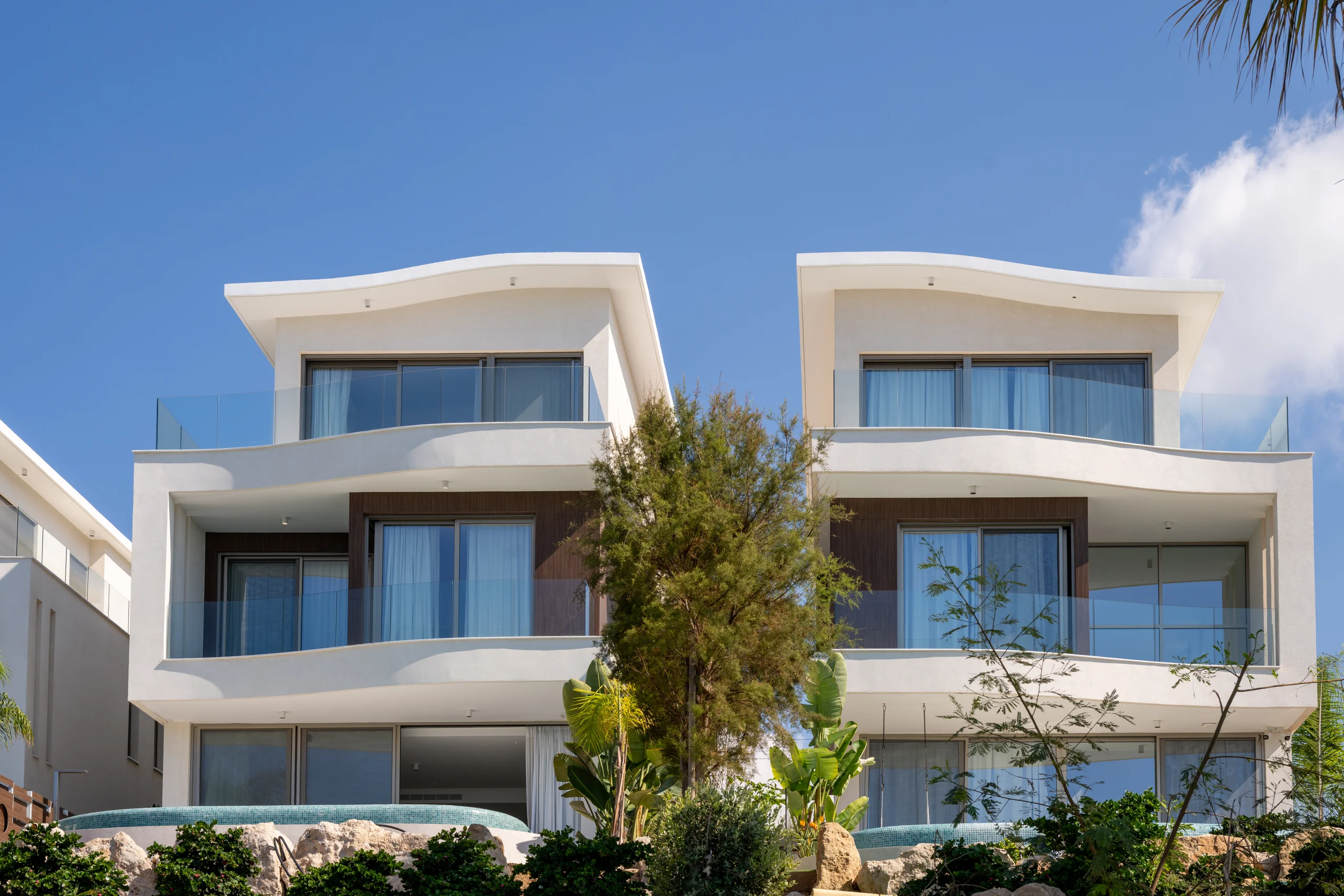 Armonia Beach Villas – villa, with a swimming pool (photo 1 of 23)