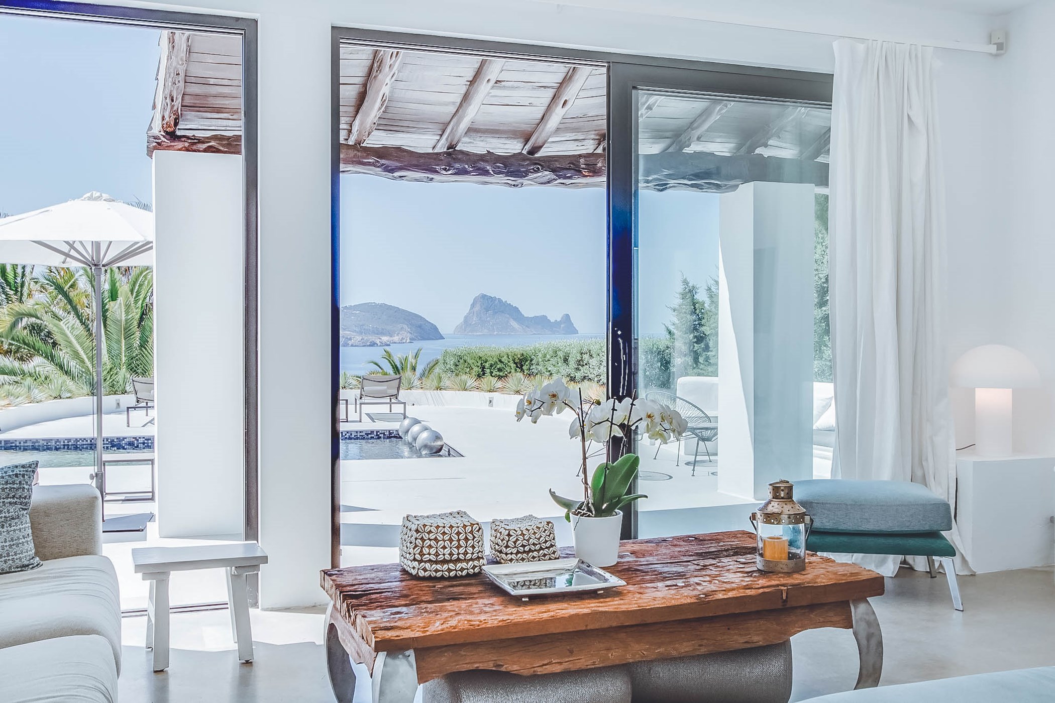 Villa Vivian – 6-bedroom villa, with a swimming pool (photo 17 of 36)