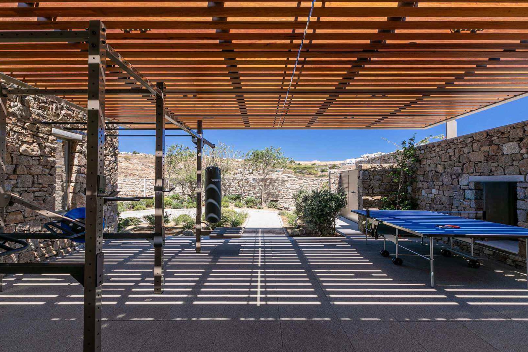 Sunset Paradise Estate – 7-bedroom villa, with a swimming pool (photo 33 of 50)
