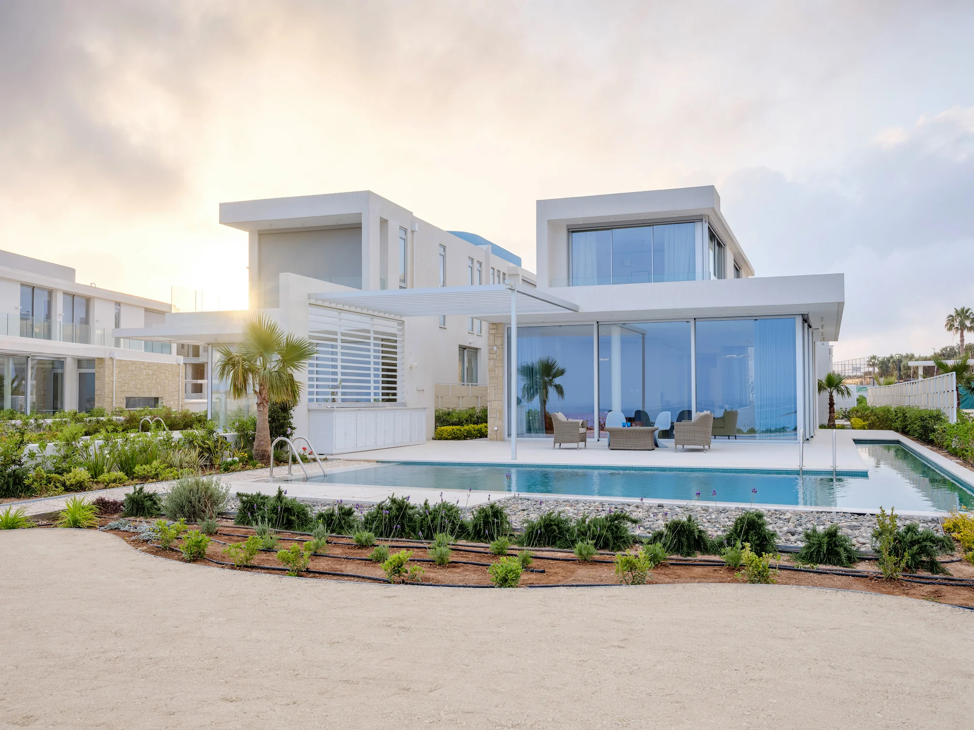 Coral Seas Villas – 7-bedroom villa in Coral Bay, Paphos, Cyprus, with fully furnished interiors (photo 2 of 34)