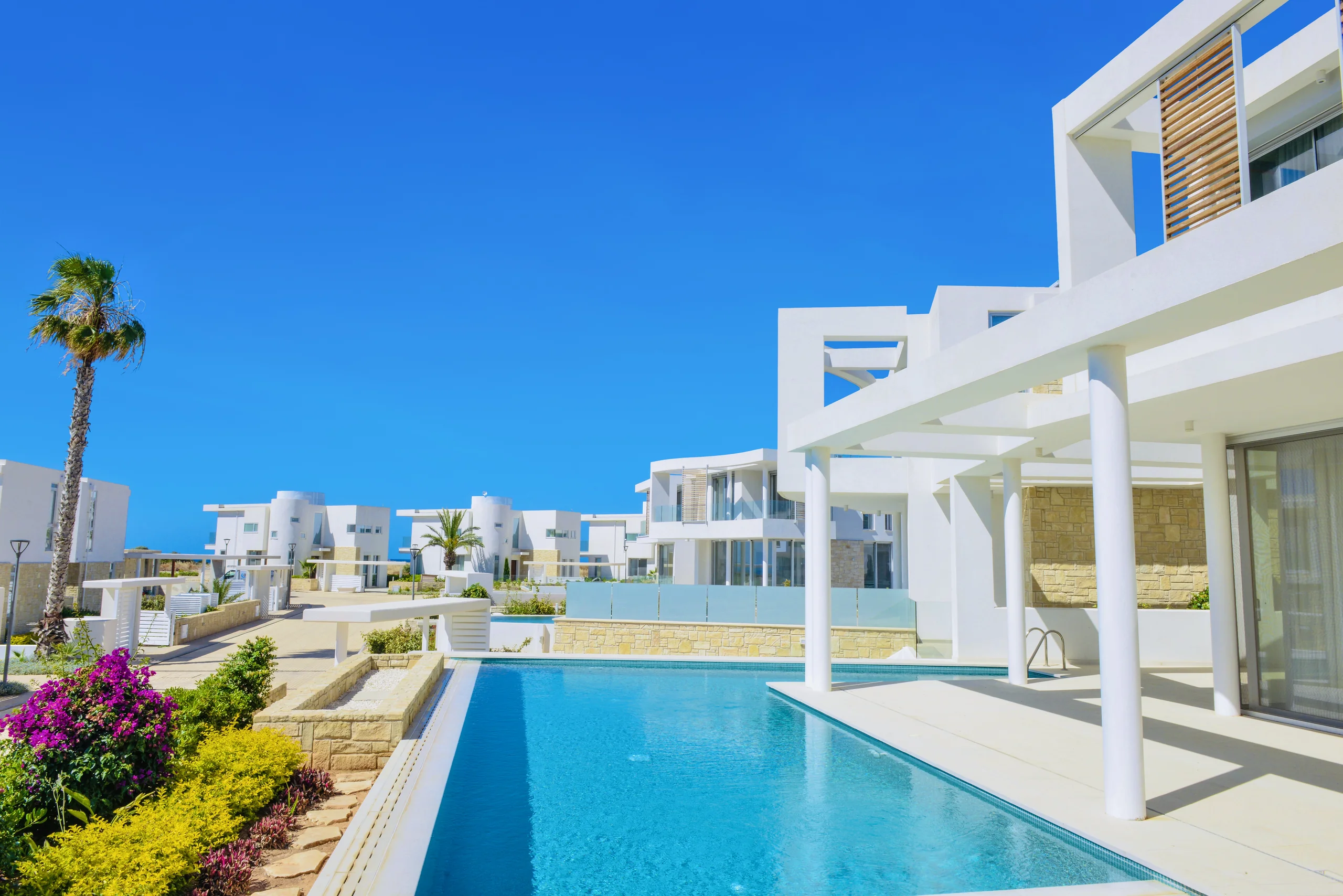 Coral Seas Villas – 7-bedroom villa in Coral Bay, Paphos, Cyprus, with fully furnished interiors (photo 20 of 34)