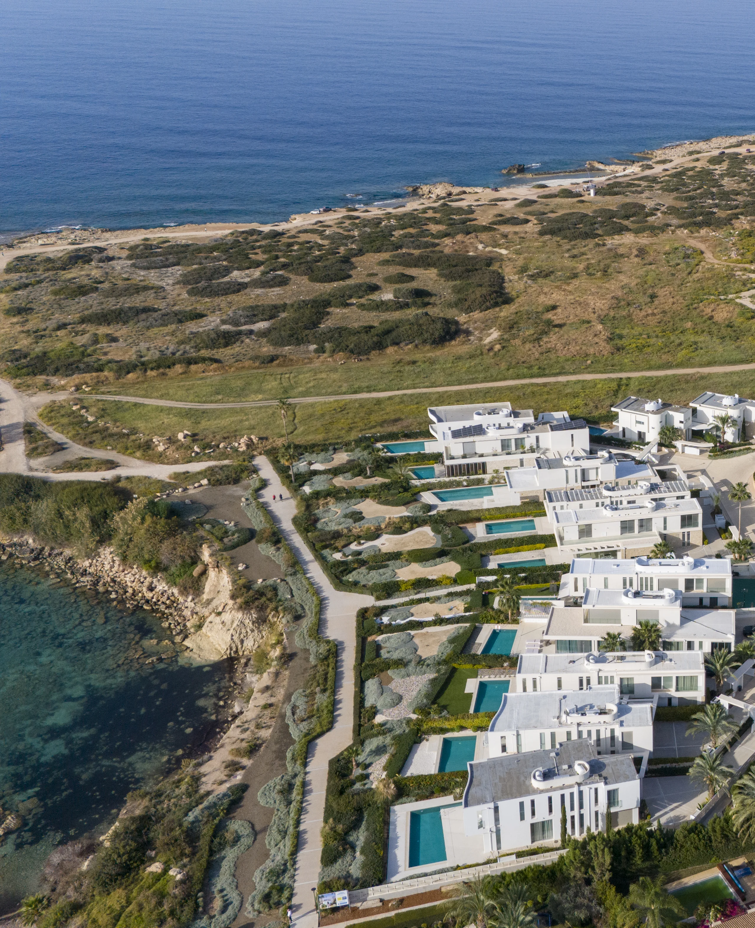 Coral Seas Villas – 7-bedroom villa in Coral Bay, Paphos, Cyprus, with fully furnished interiors (photo 18 of 34)