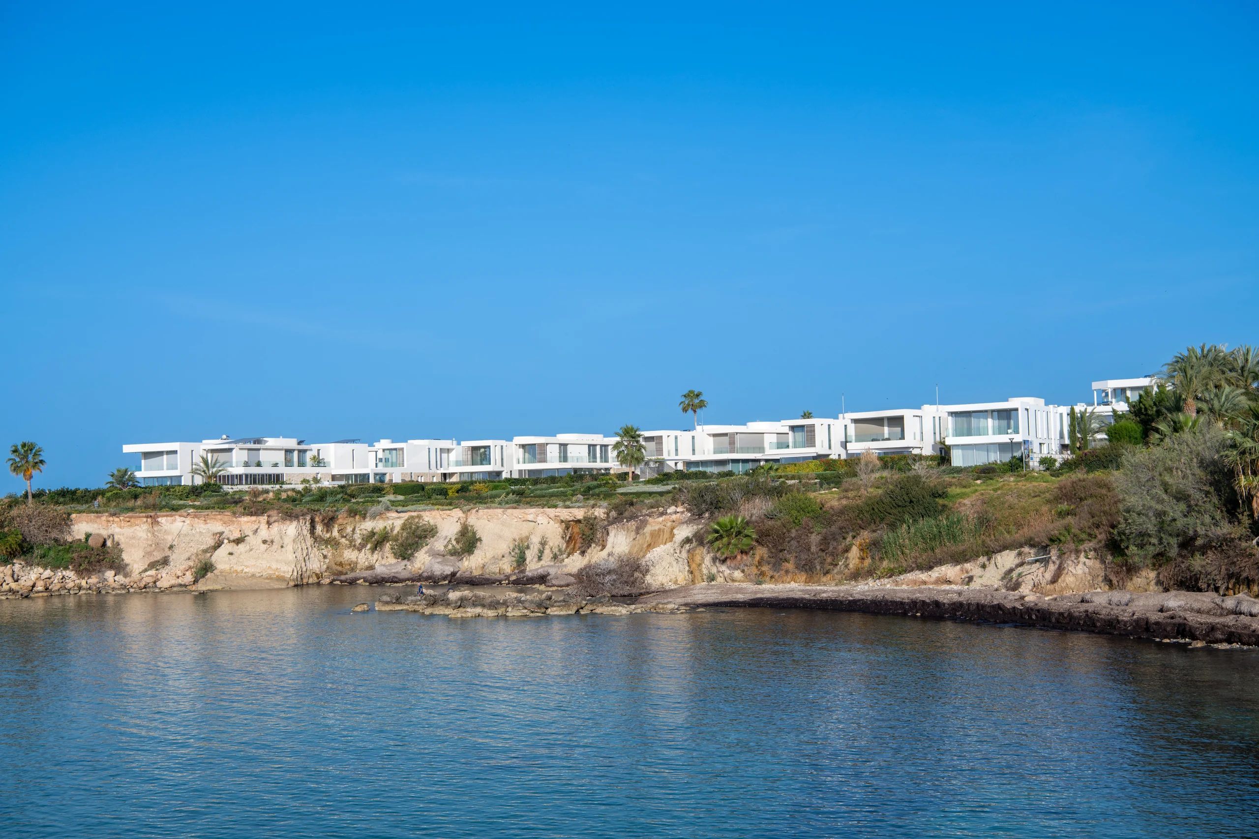 Coral Seas Villas – 7-bedroom villa in Coral Bay, Paphos, Cyprus, with fully furnished interiors (photo 28 of 34)