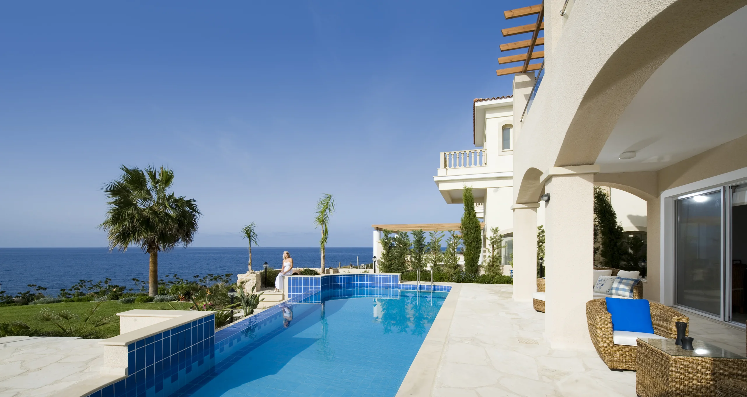 Coral Bay Villas – 3-bedroom villa in Coral Bay, Paphos, Cyprus, with a garden (photo 2 of 4)