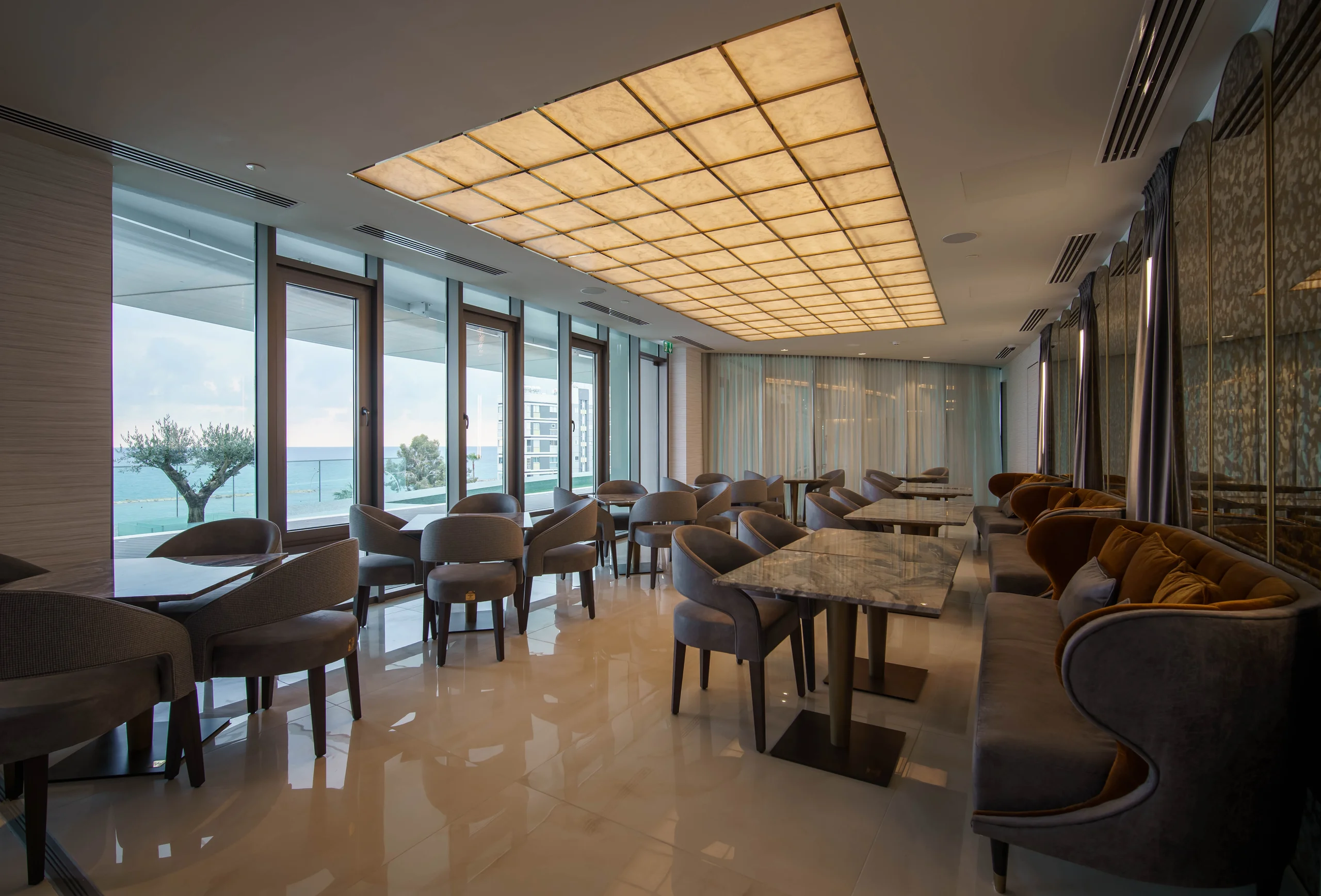 Limassol Del Mar – 4-bedroom penthouse in Limassol Del Mar, Limassol, Cyprus, with sea views (photo 6 of 25)