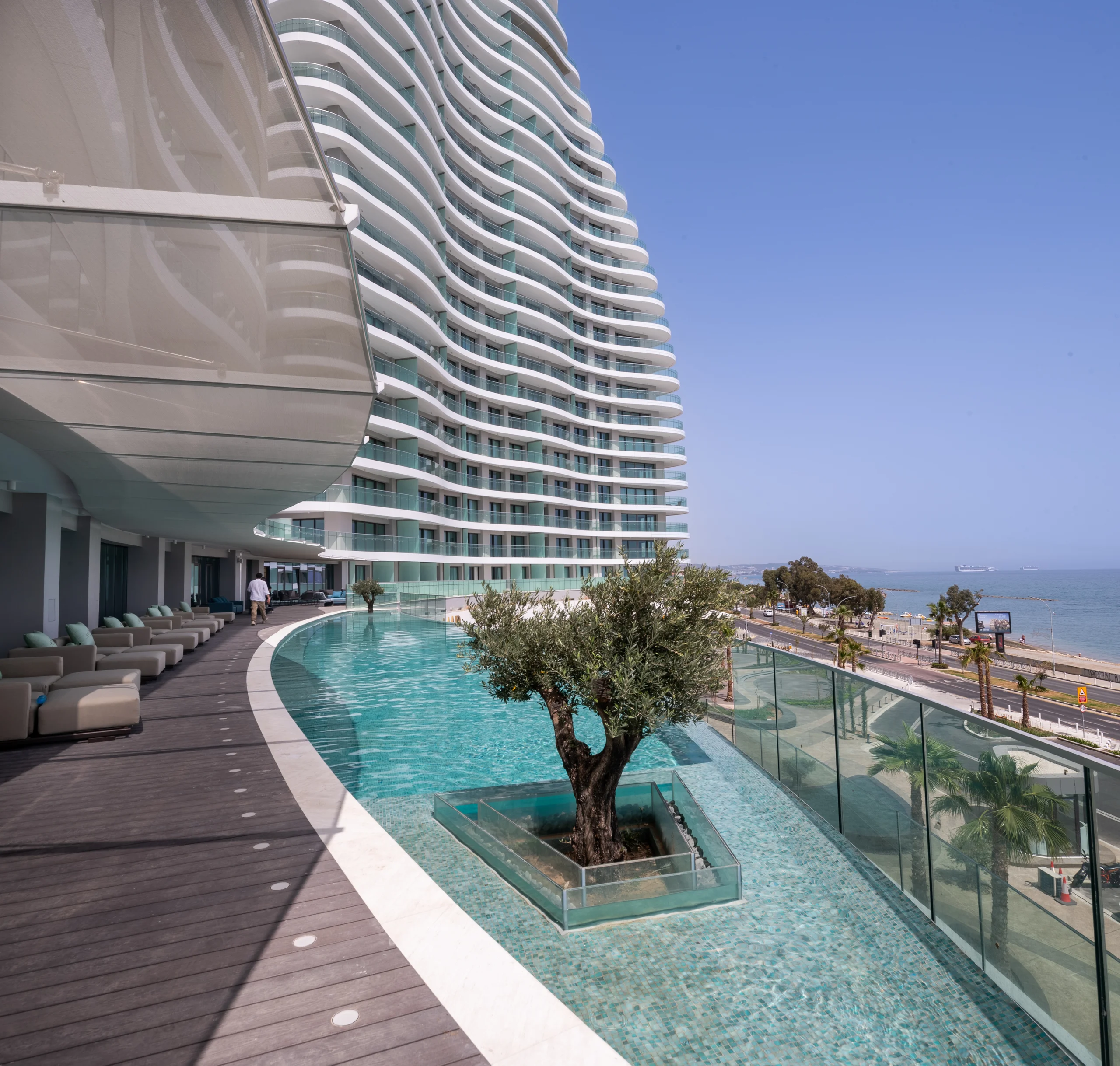 Limassol Del Mar – 4-bedroom penthouse in Limassol Del Mar, Limassol, Cyprus, with sea views (photo 7 of 25)