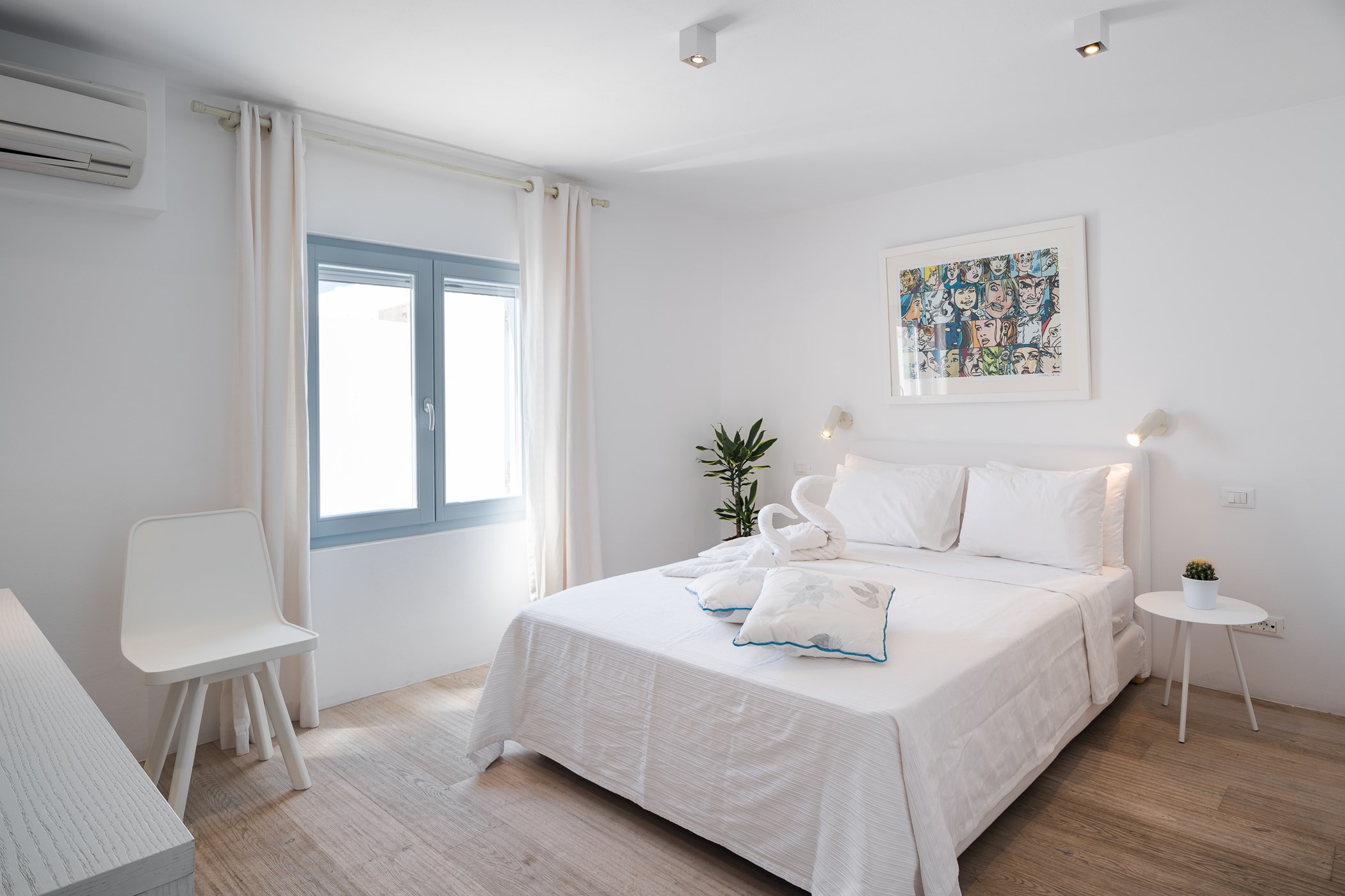 Villa Sea-Front – 7-bedroom villa, with a swimming pool (photo 13 of 26)