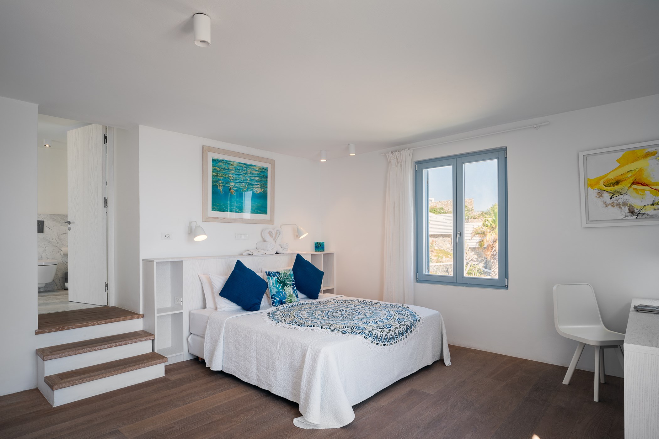 Villa Sea-Front – 7-bedroom villa, with a swimming pool (photo 11 of 26)