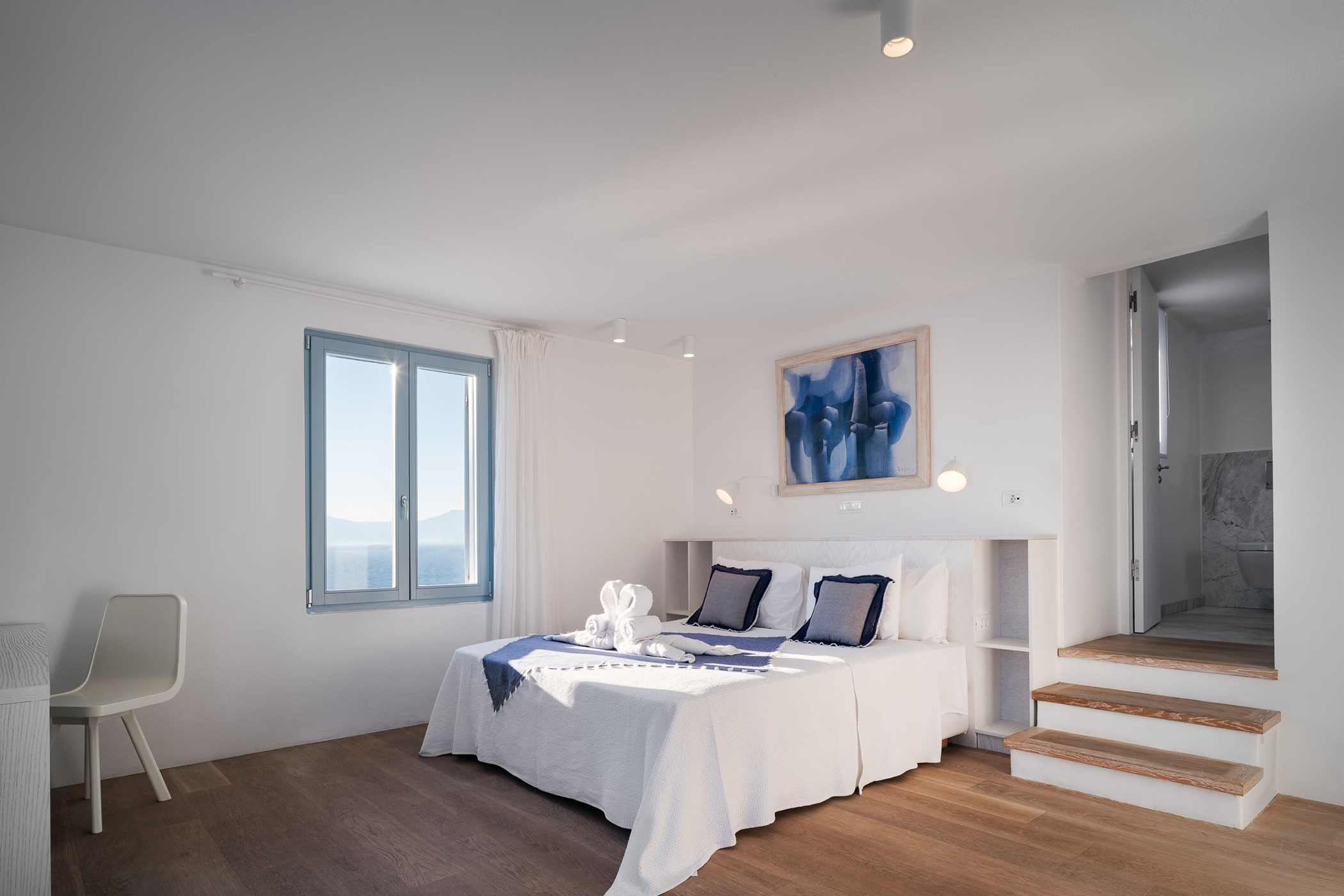 Villa Sea-Front – 7-bedroom villa, with a swimming pool (photo 7 of 26)