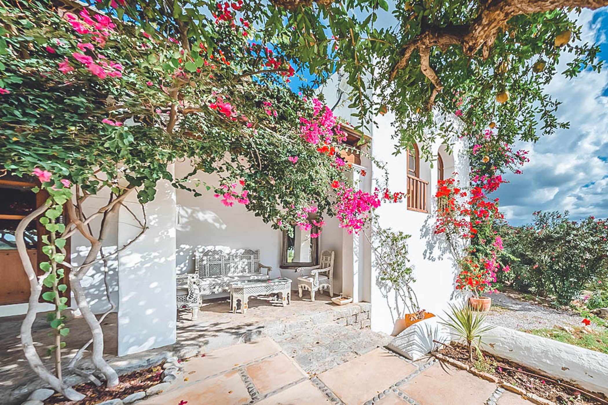 Villa Margo – 6-bedroom villa, with a swimming pool (photo 5 of 40)