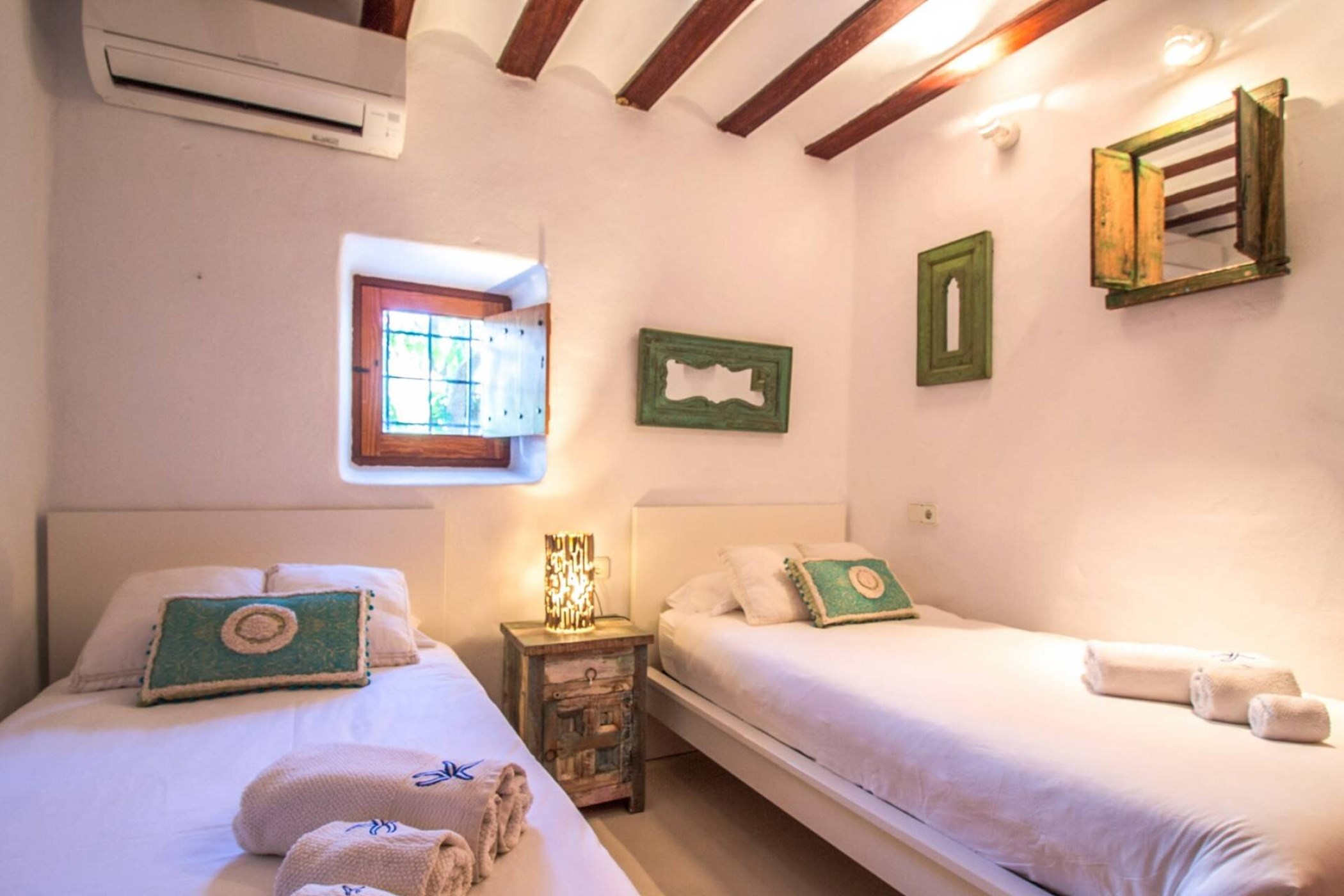 Villa Margo – 6-bedroom villa, with a swimming pool (photo 27 of 40)