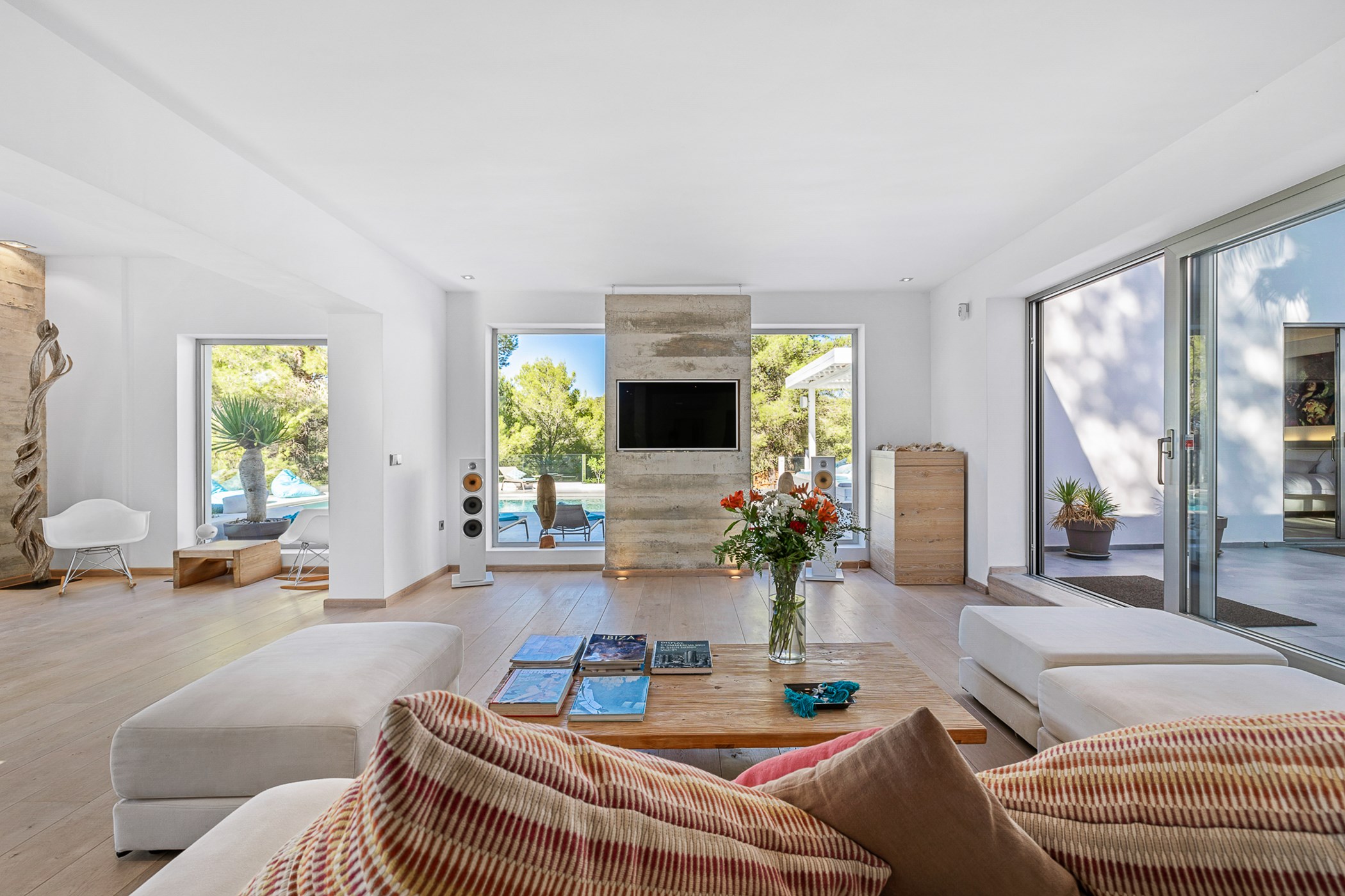 Villa Ivy – 6-bedroom villa, with a terrace (photo 3 of 48)