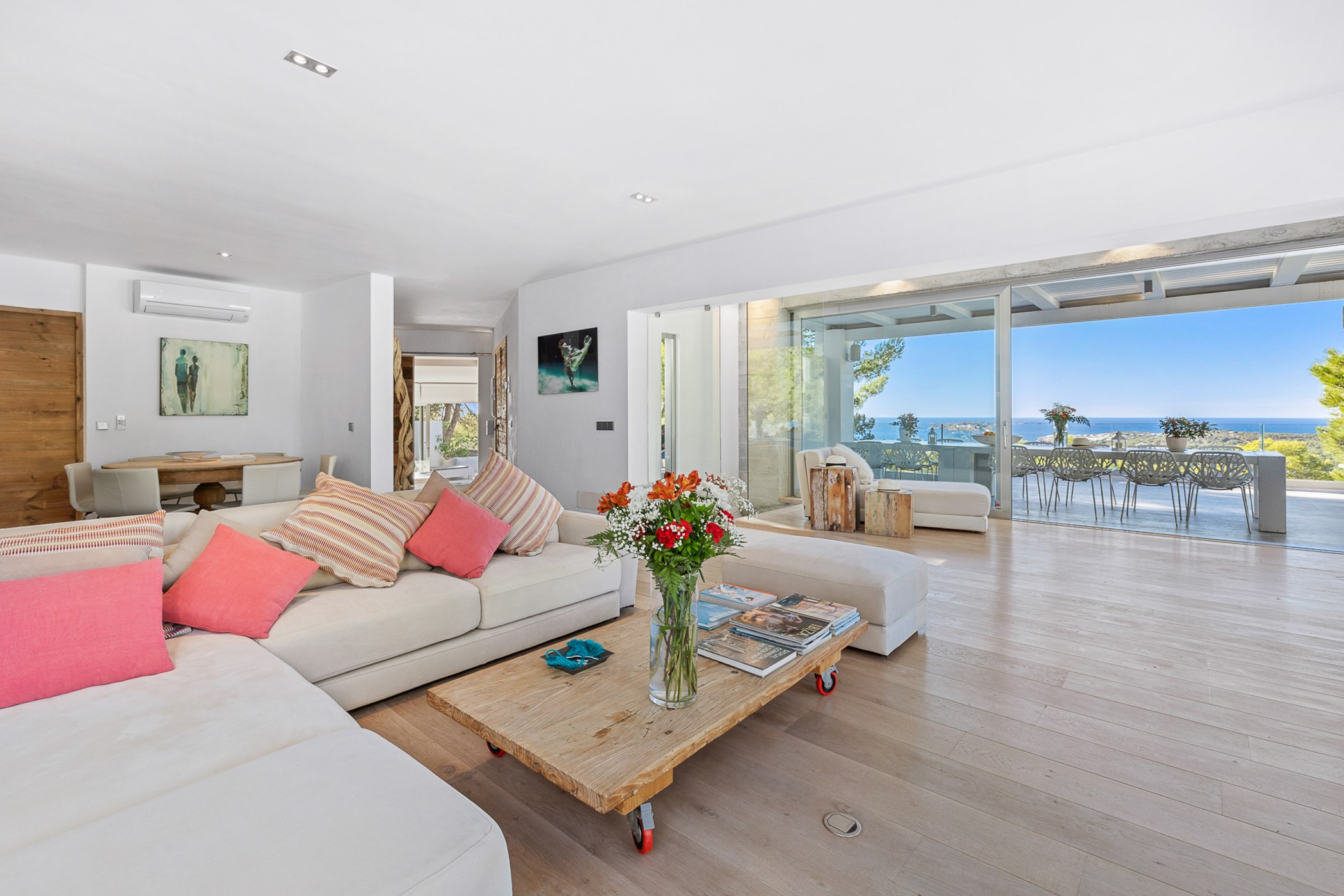 Villa Ivy – 6-bedroom villa, with a terrace (photo 24 of 48)
