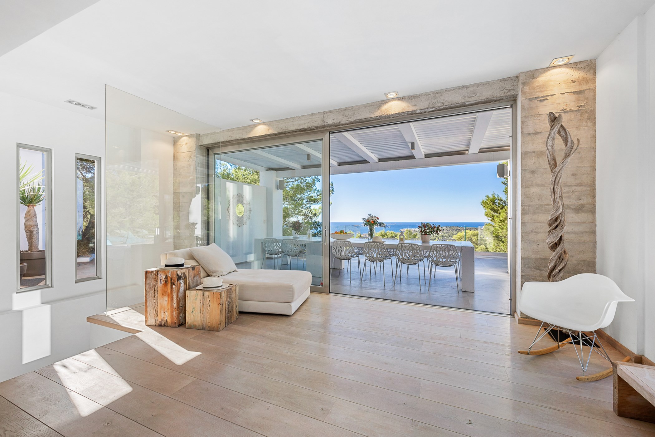 Villa Ivy – 6-bedroom villa, with a swimming pool (photo 25 of 48)