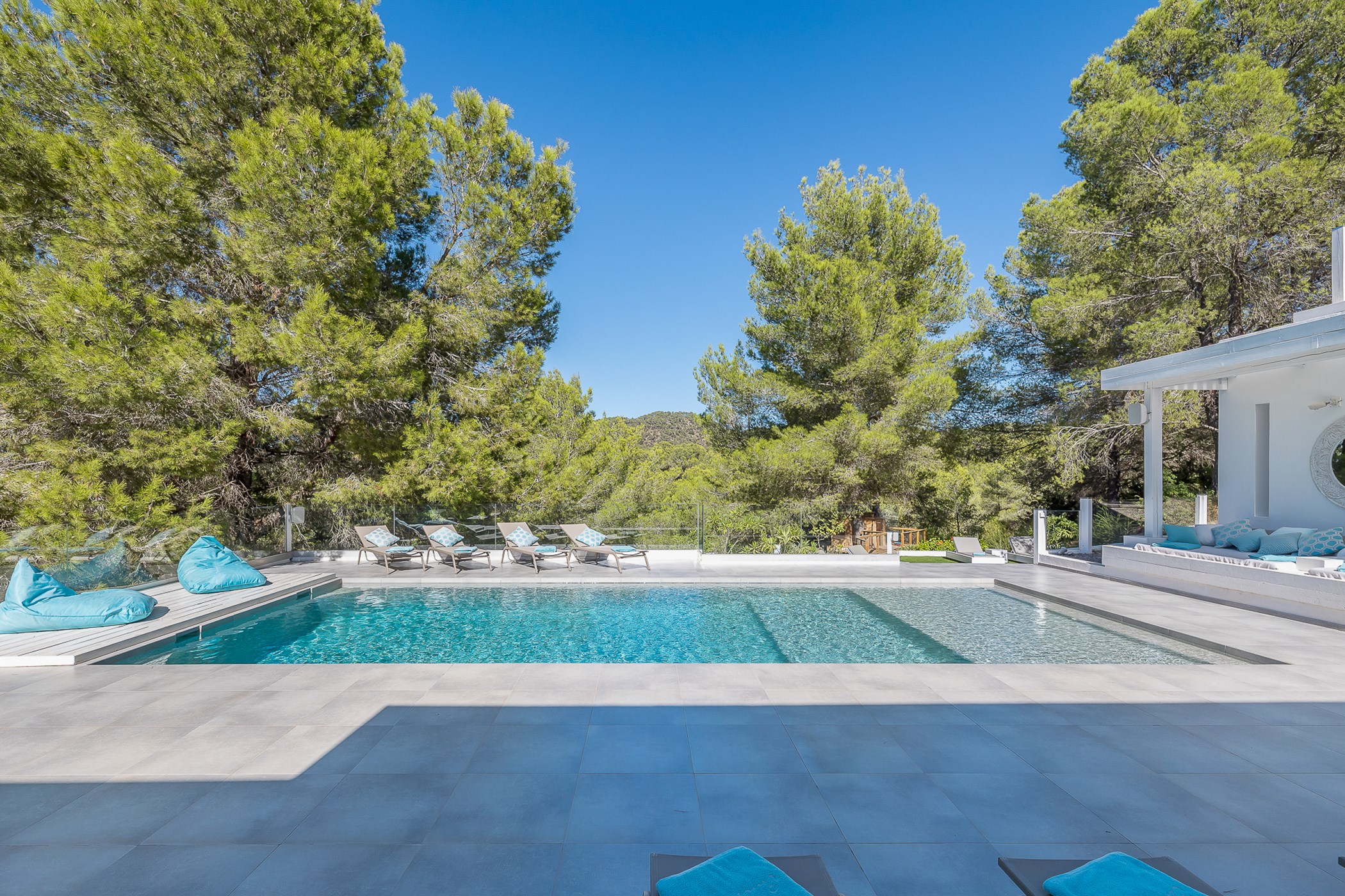 Villa Ivy – 6-bedroom villa, with a terrace (photo 21 of 48)