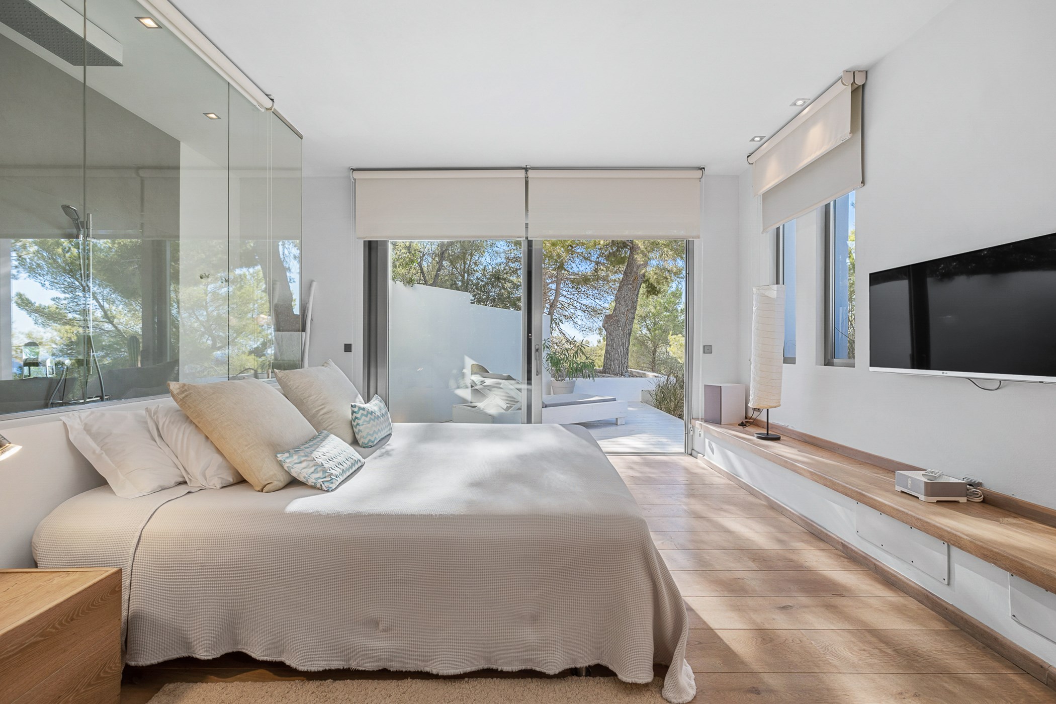 Villa Ivy – 6-bedroom villa, with a rooftop terrace (photo 29 of 48)