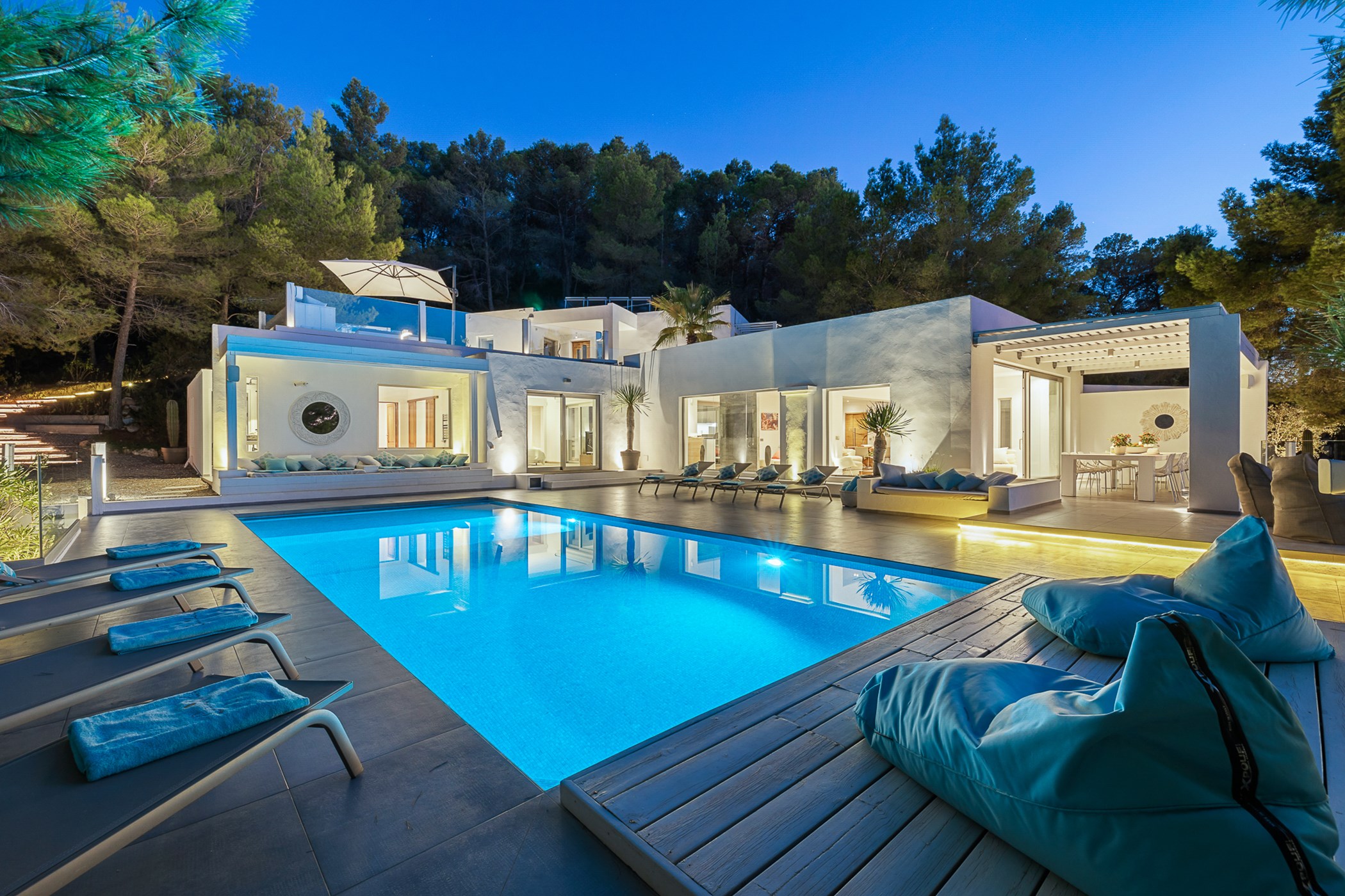 Villa Ivy – 6-bedroom villa, with a rooftop terrace (photo 47 of 48)