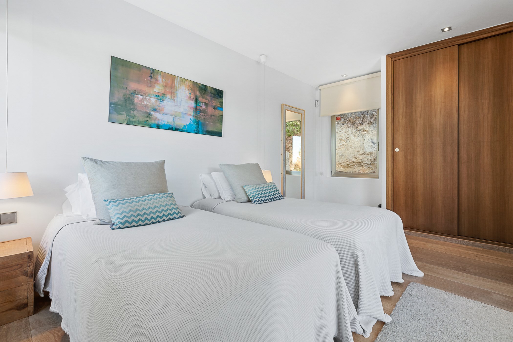 Villa Ivy – 6-bedroom villa, with a swimming pool (photo 40 of 48)