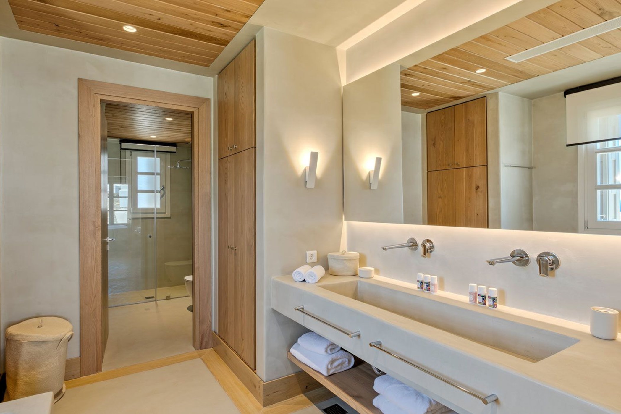 Villa Gaia – 8-bedroom villa, with a swimming pool (photo 32 of 50)