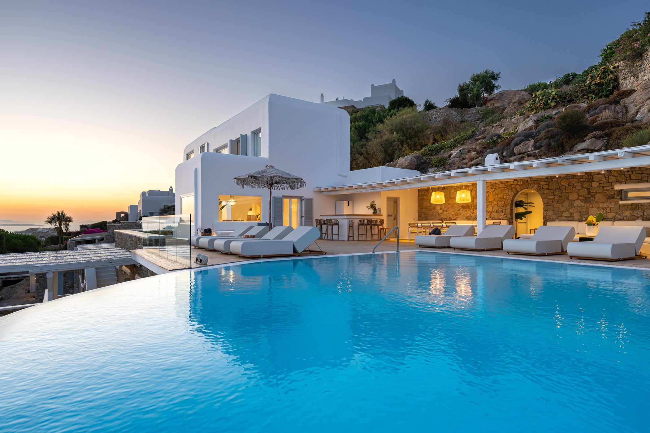 Villa Amy – 8-bedroom villa, with sea views (photo 2 of 47)