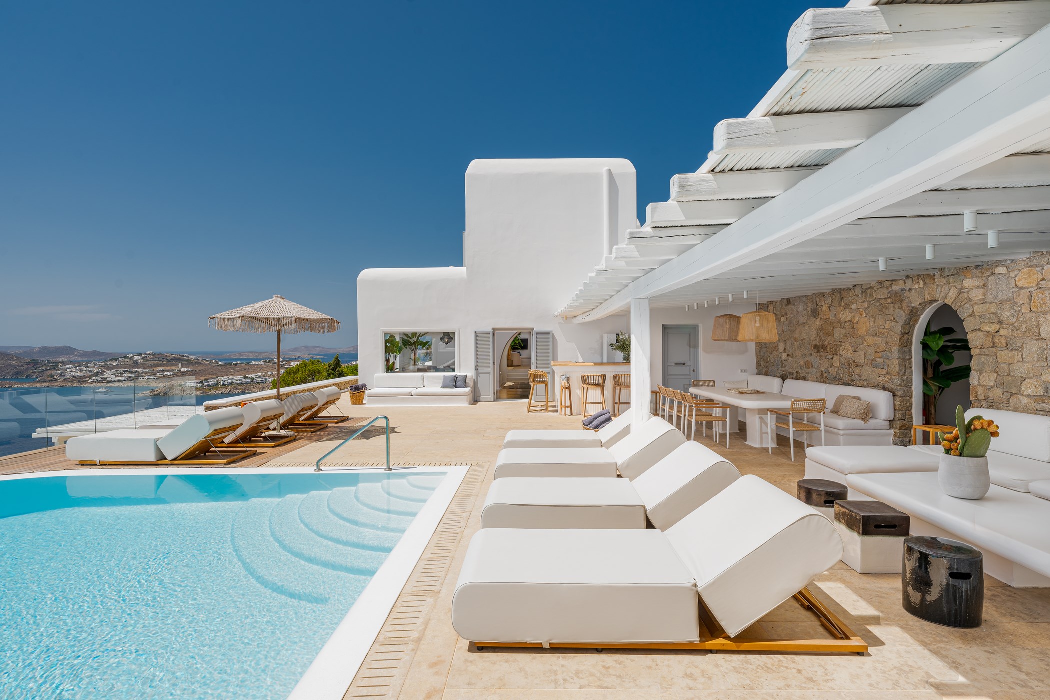 Villa Amy – 8-bedroom villa, with a swimming pool (photo 19 of 47)