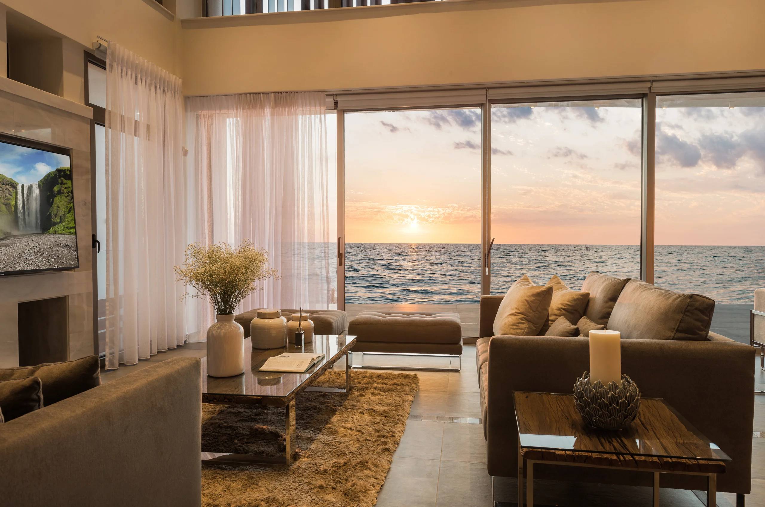 Adonis Beach Villas – 4-bedroom villa in Chloraka, Paphos, Cyprus, with a swimming pool (photo 9 of 27)