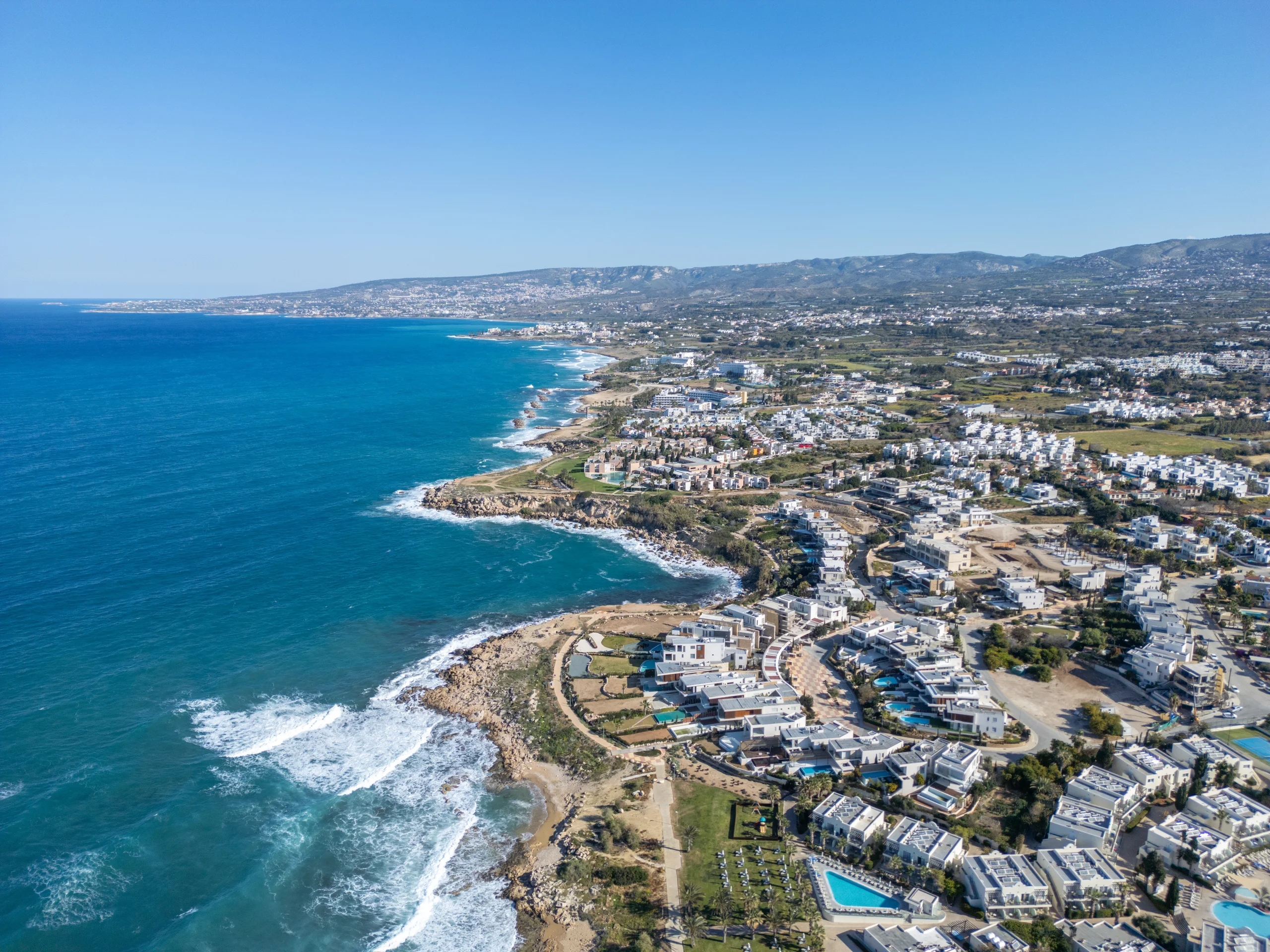 Adonis Beach Villas – 4-bedroom villa in Chloraka, Paphos, Cyprus, with a swimming pool (photo 27 of 27)