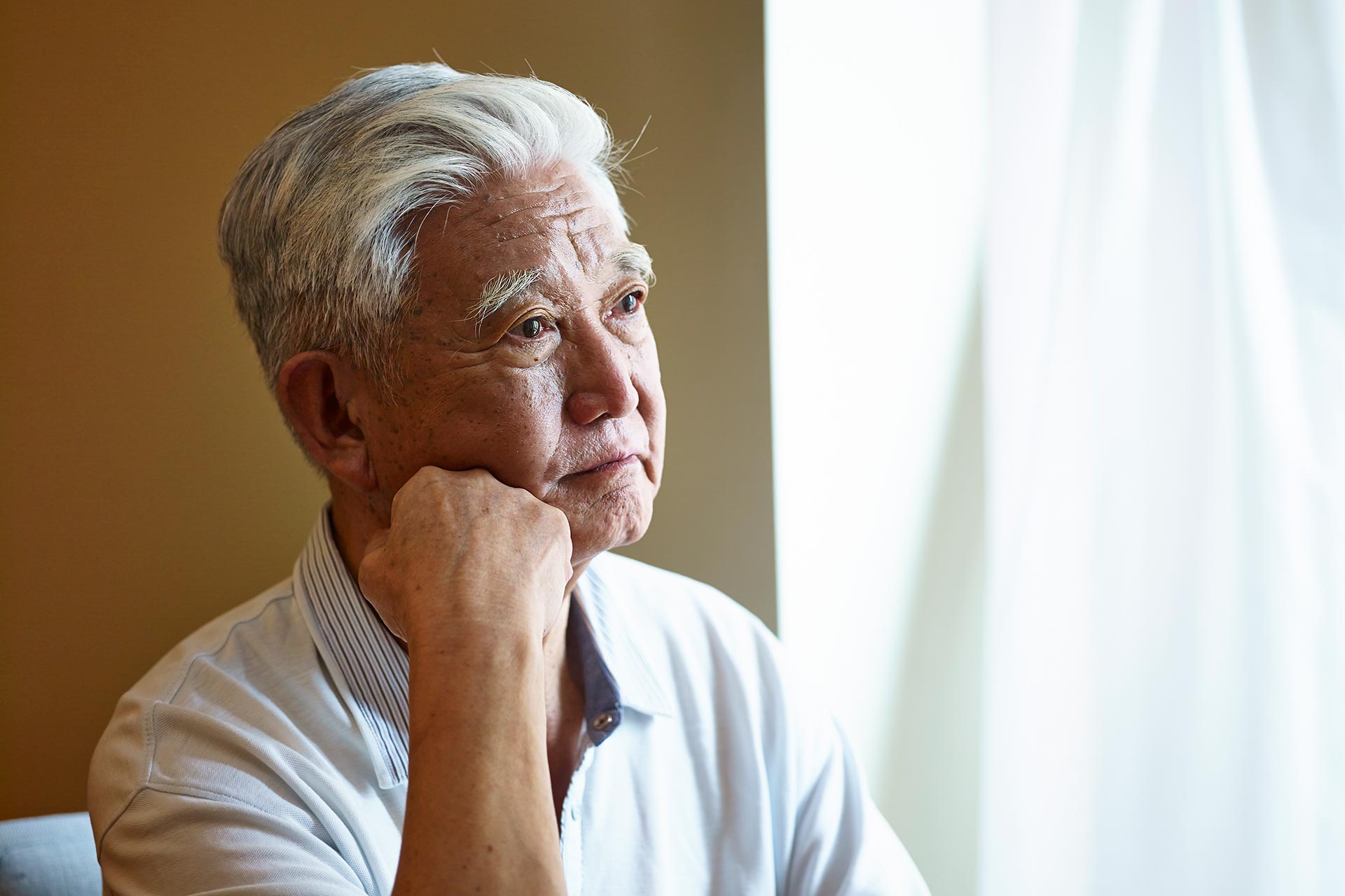 Bridging the Gap: An Employer’s Guide to Onboarding a Helper for your Loved One with Dementia  