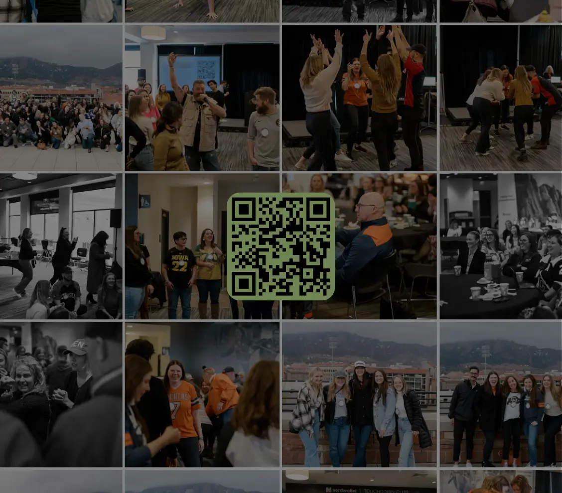 An online photo gallery grid for a corporate event with a QR Code in the middle