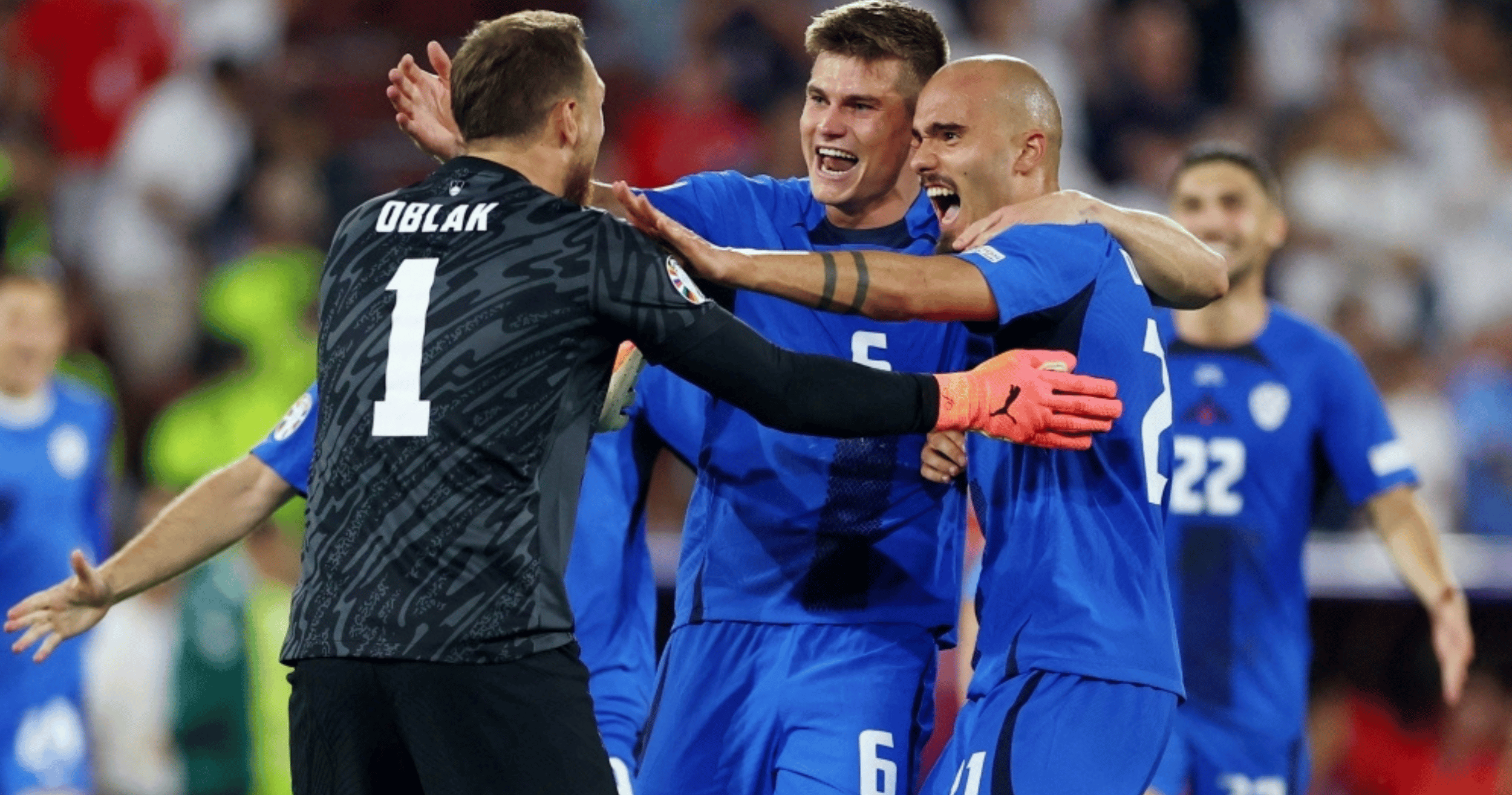 Leeds bolster defence with £15m signing of Slovenia’s Bijol from Udinese