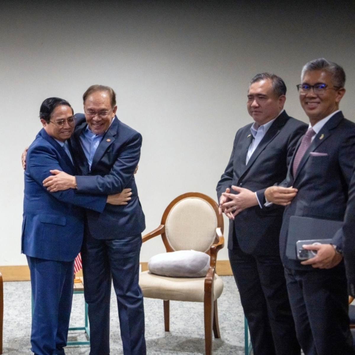 PM Anwar meets Vietnam’s PM Chinh on BRICS Summit sidelines to enhance bilateral relations