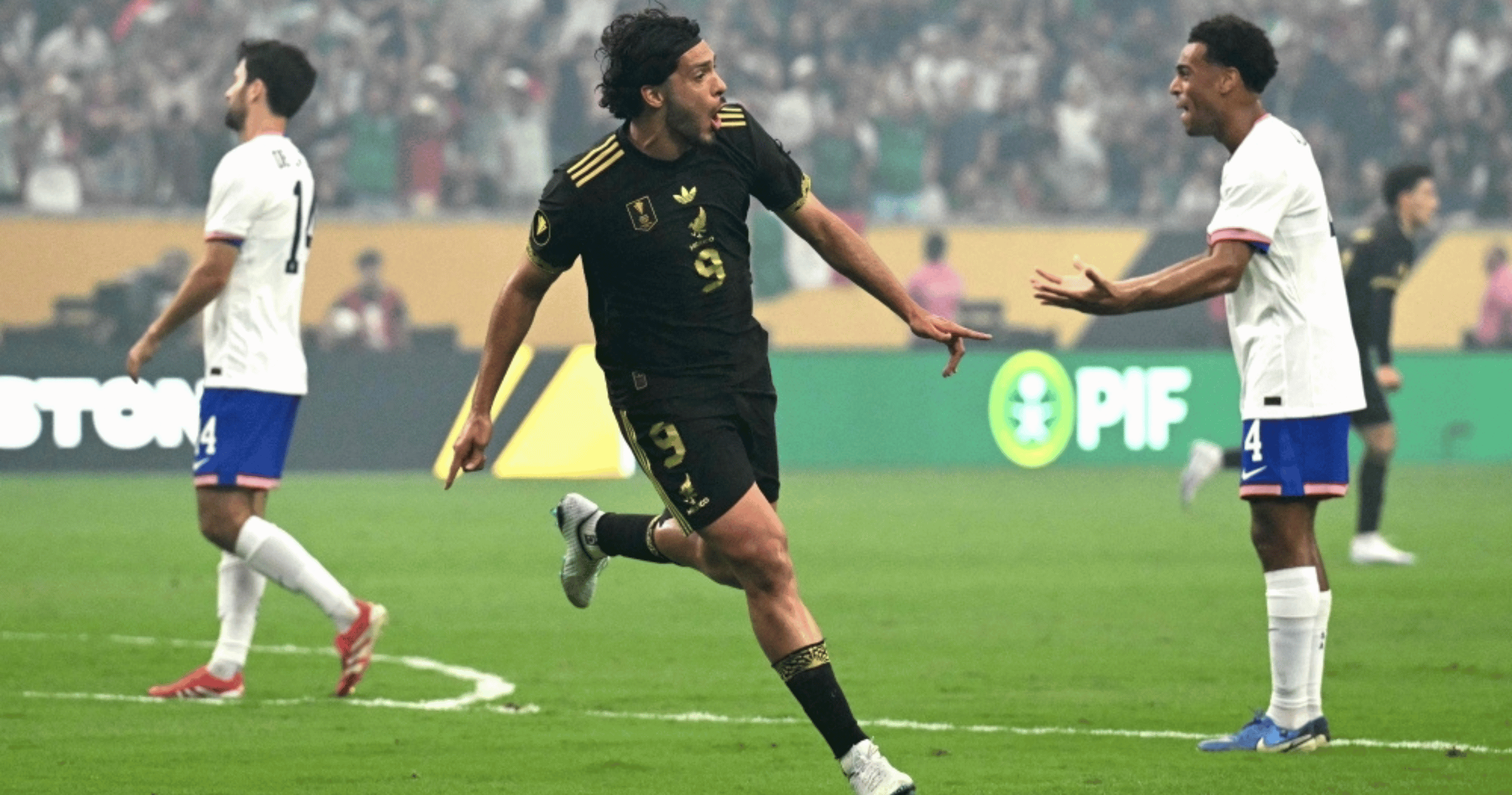 Mexico defeated the United States 2–1 to secure a record 10th CONCACAF Gold Cup title.