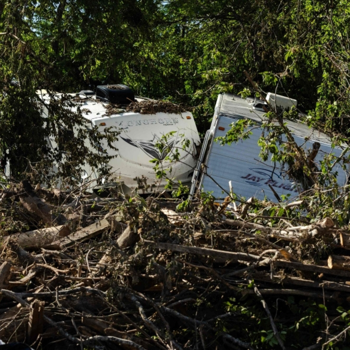 More than 160 still missing after Texas floods claim 109 lives, with search efforts hindered by debris and ongoing rain