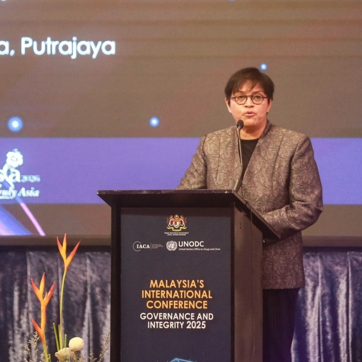 Azalina: Putrajaya to reassess judge appointment system following public confusion