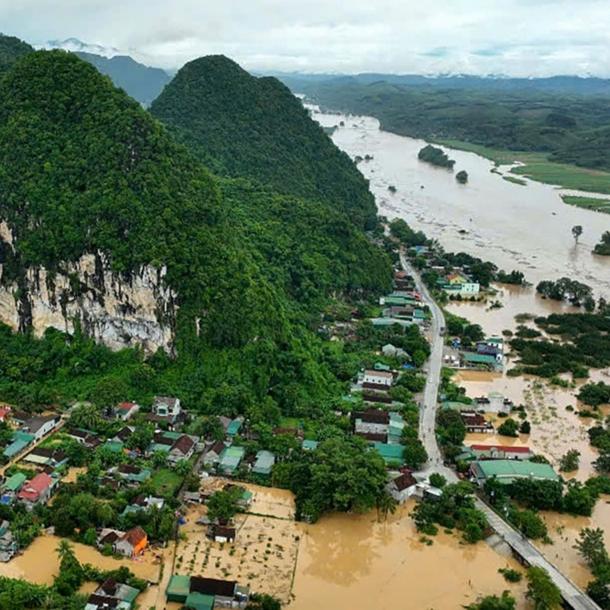 Tropical Storm Wipha batters central Vietnam, flooding homes up to rooftops and leaving hundreds stranded