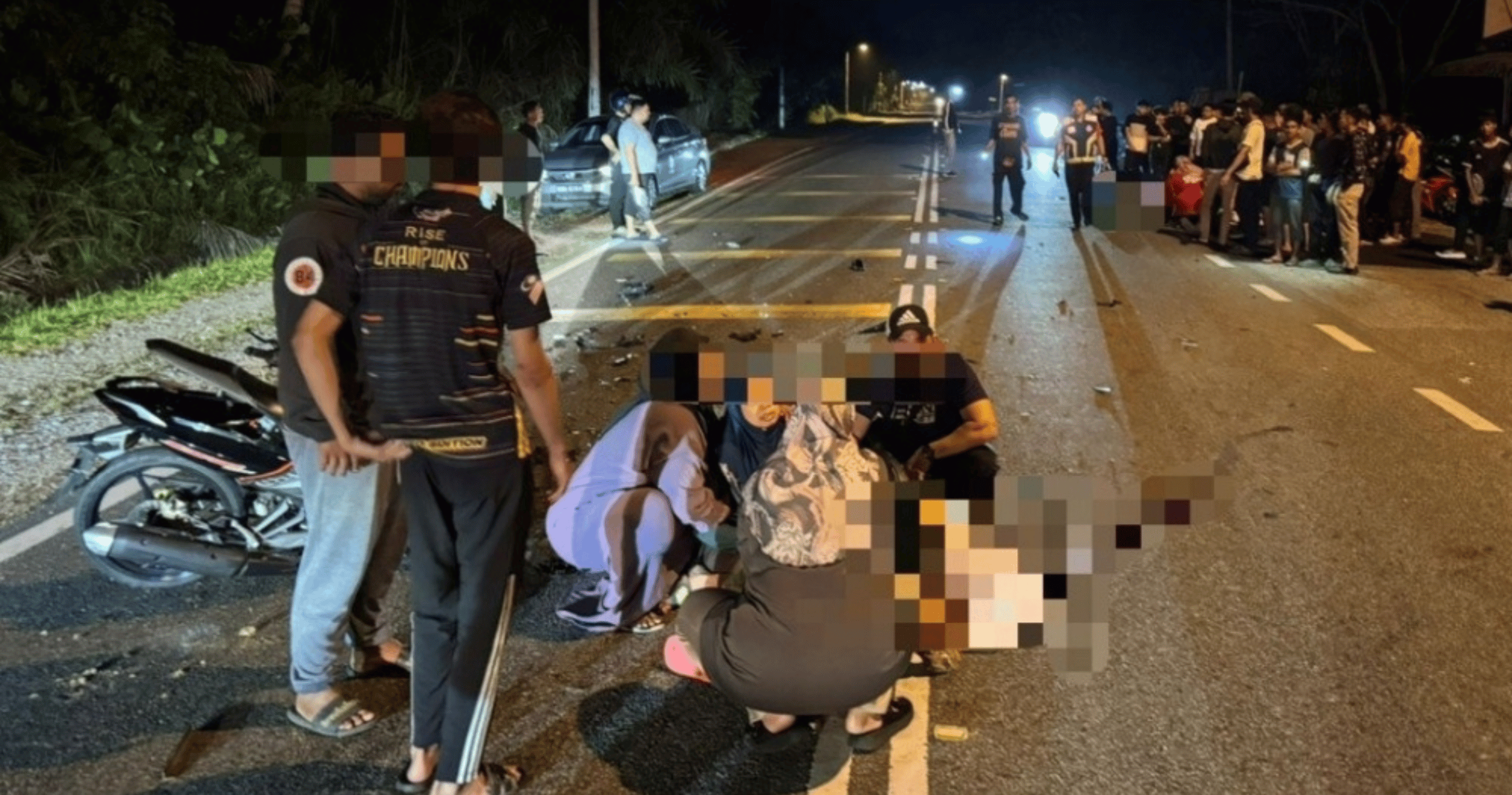 Two Teenagers Killed After Motorcycles Collide with Lorry in Kota Tinggi