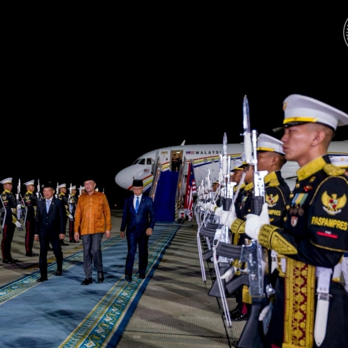 Anwar arrives in Jakarta for high-level discussions with Indonesian President Prabowo.