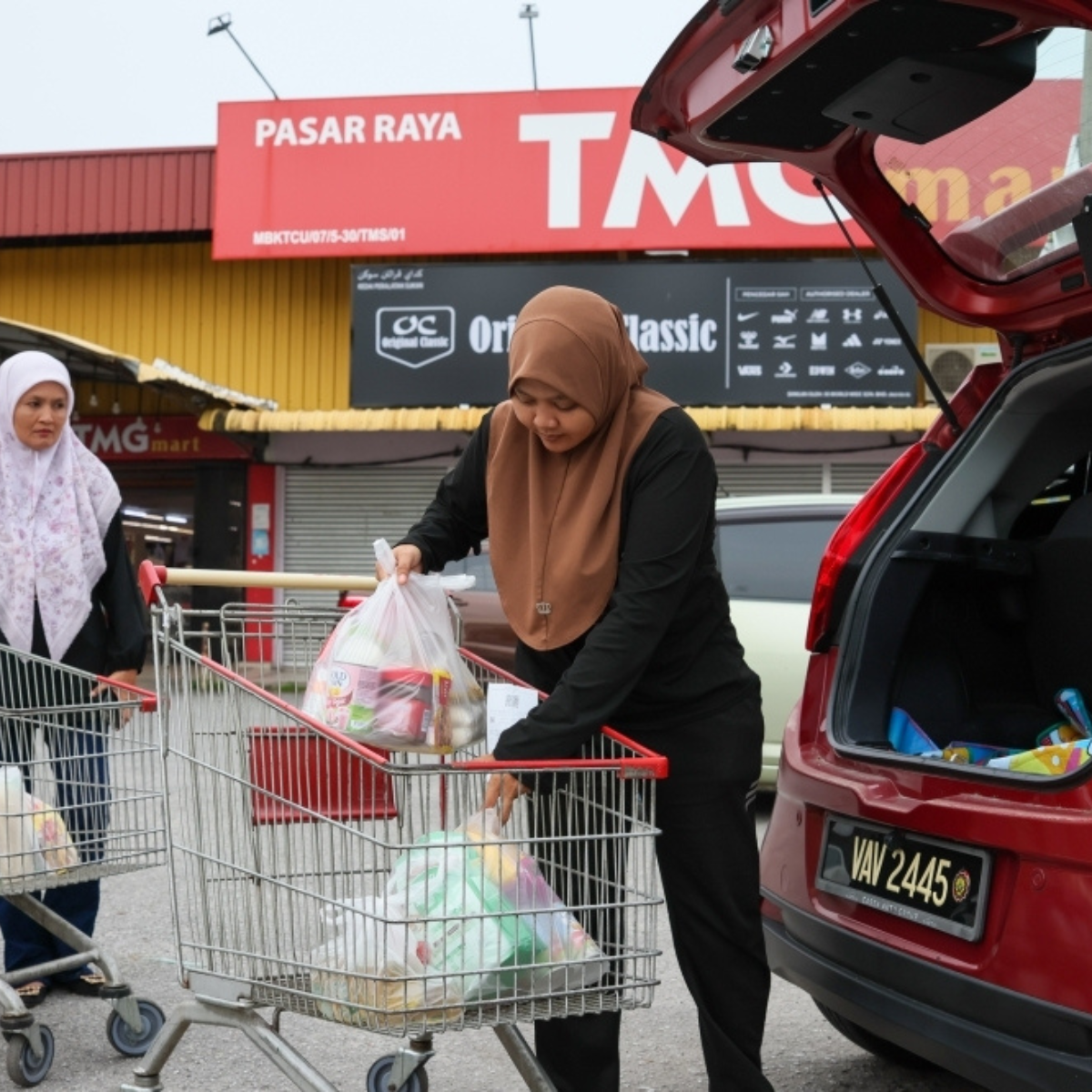 Scam Alert: Police Warn of Syndicates Exploiting RM100 SARA Aid, Urge Public to Protect