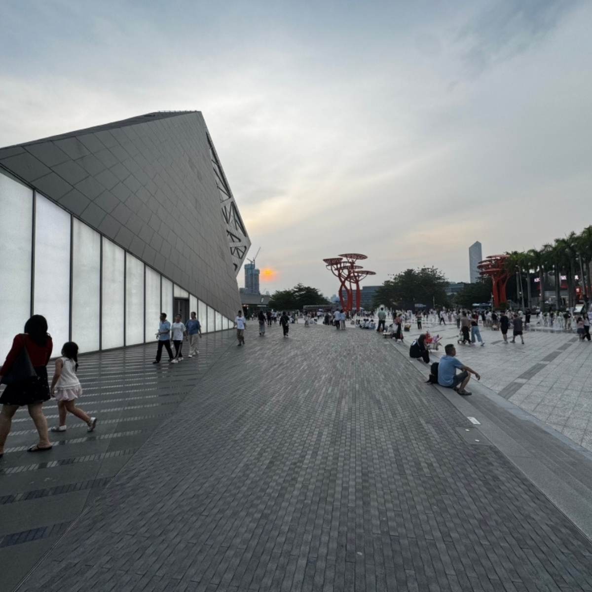 Unlocking Malaysia’s Smart City Potential: Lessons from Hong Kong and China