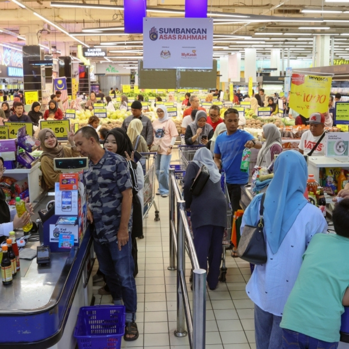 Sara aid sees strong start as 850,000 Malaysians spend RM50m on first day, system faces strain