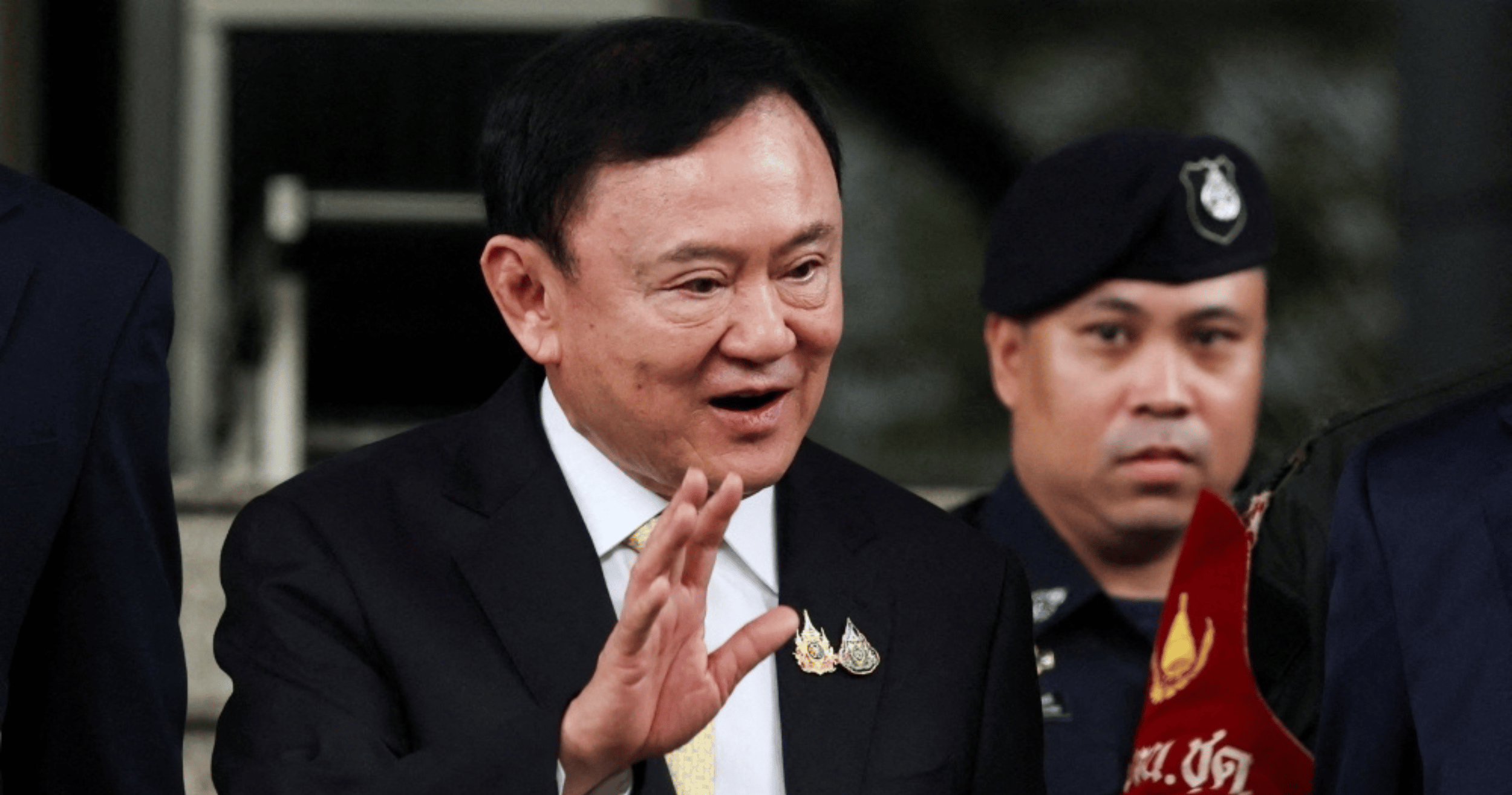 Thaksin departs as Thai parliament readies for PM vote amid political turmoil