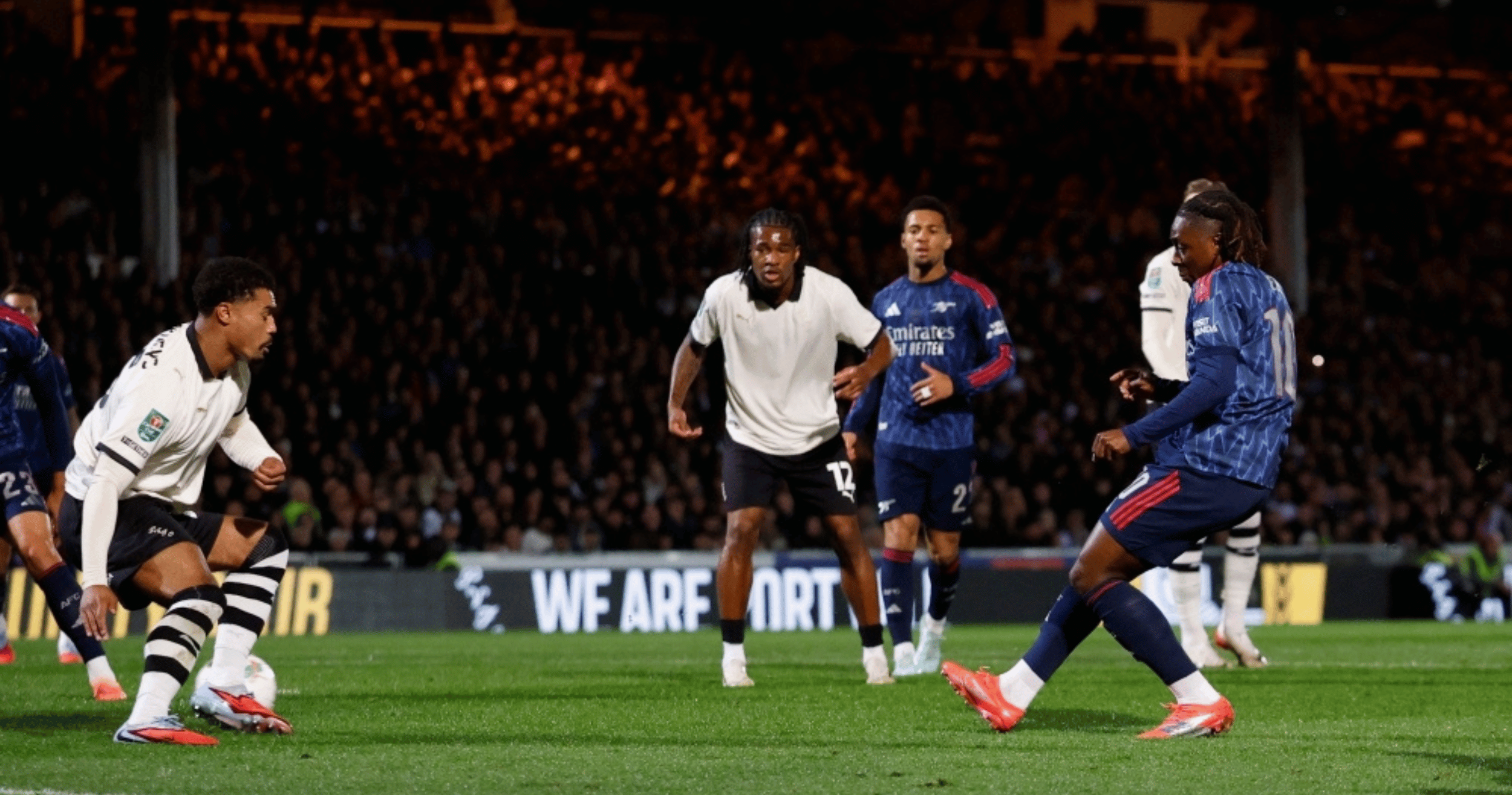 Eze Scores First Goal as Arsenal, Man City Progress to League Cup Last 16