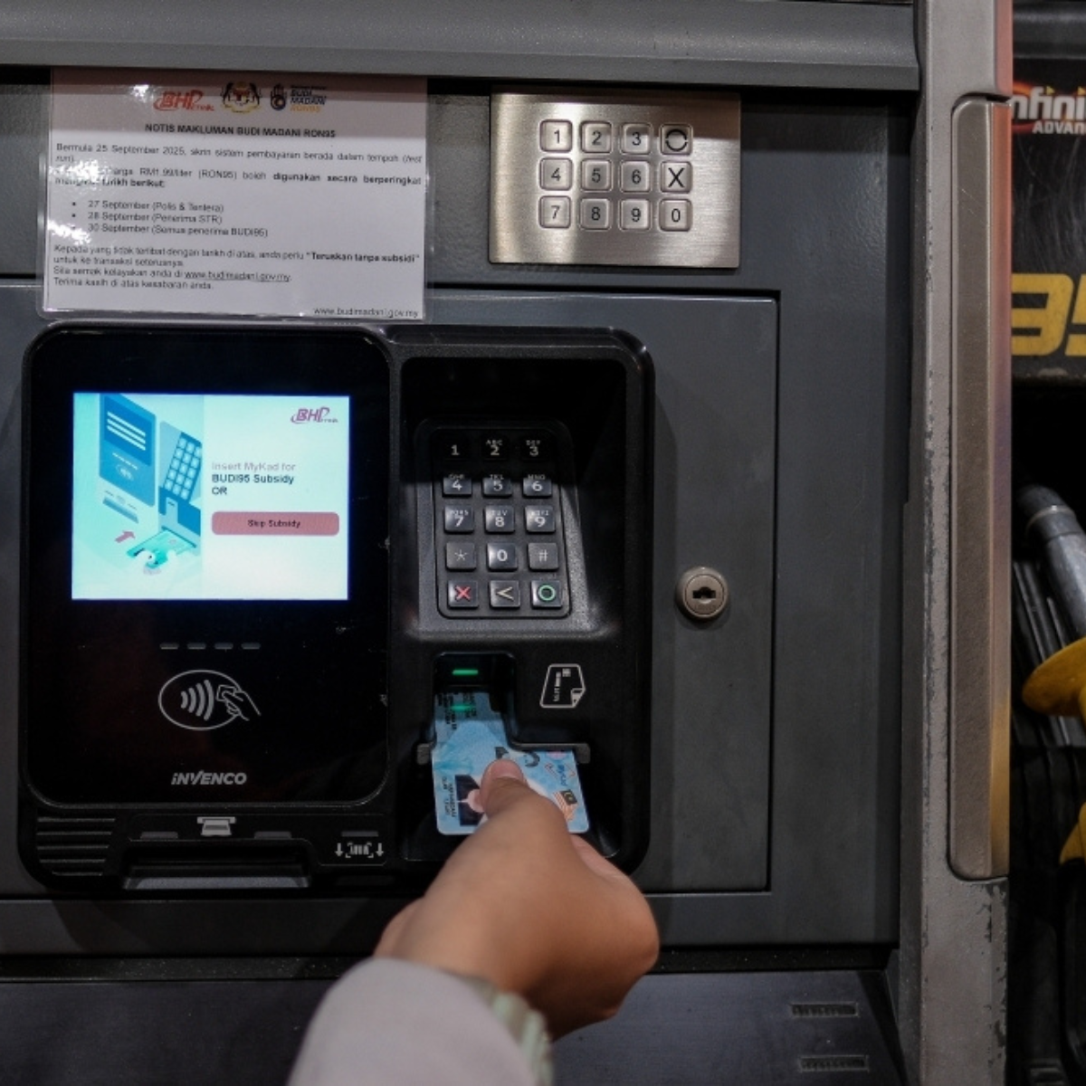 Budi95 Petrol Subsidy System Can Process 30,000 Transactions per Minute, Says Anwar